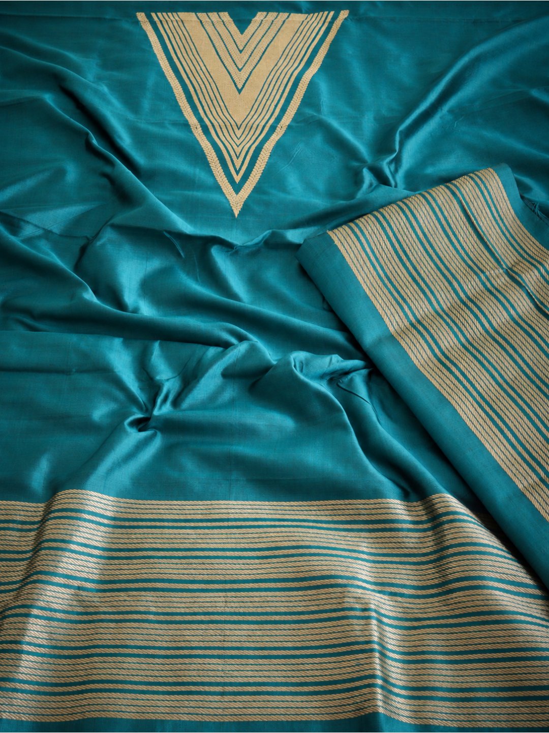 Teal with gold-toned detailing Katan Silk Banarasi suit border closeup