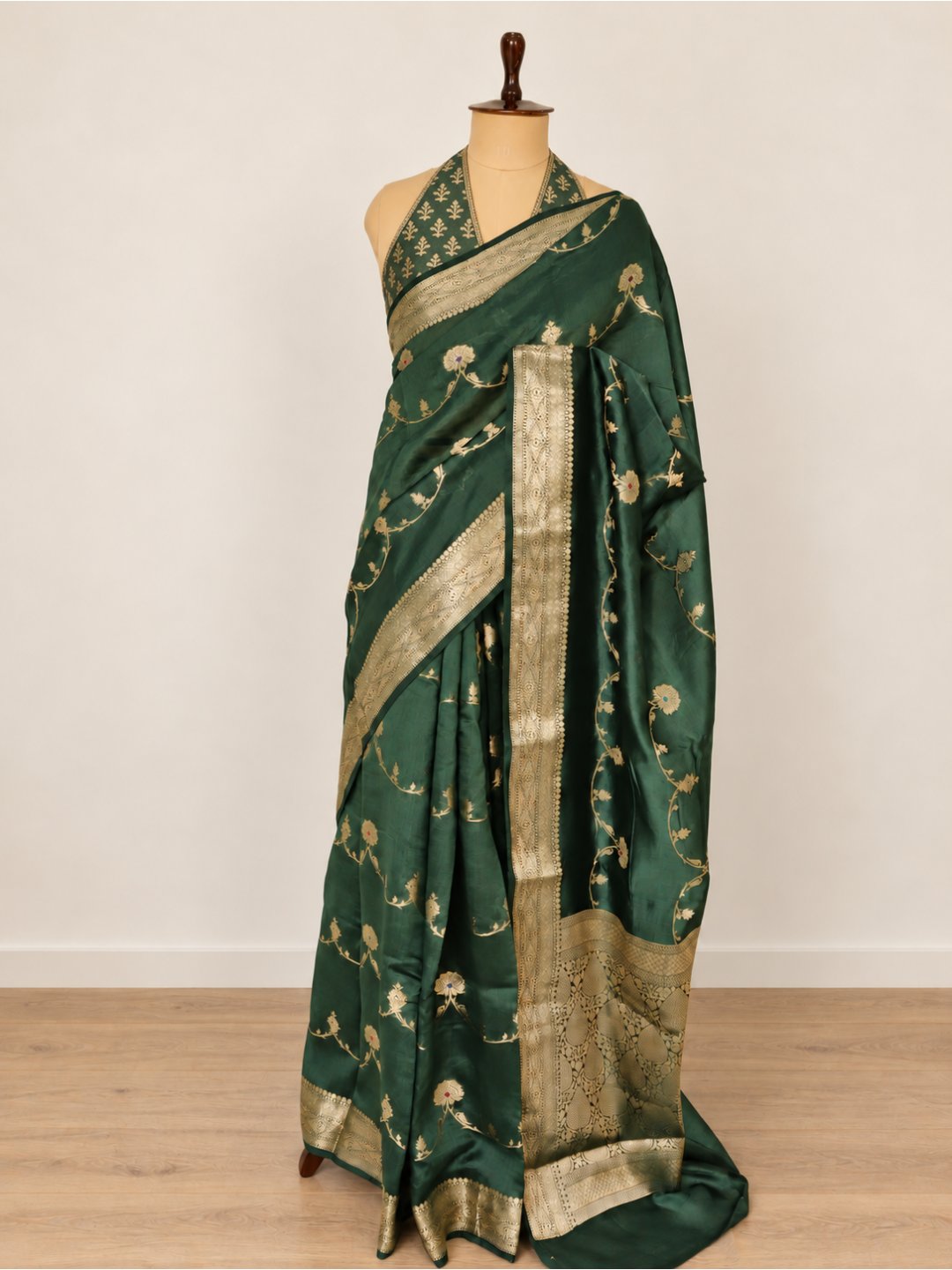 Deep olive green with gold detailing Viscose saree Banarasi saree pallu detail