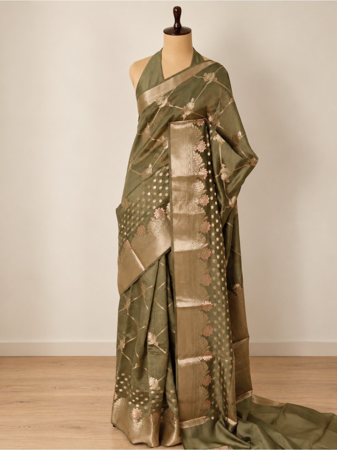 Olive green with gold-toned detailing Viscose Banarasi saree pallu detail