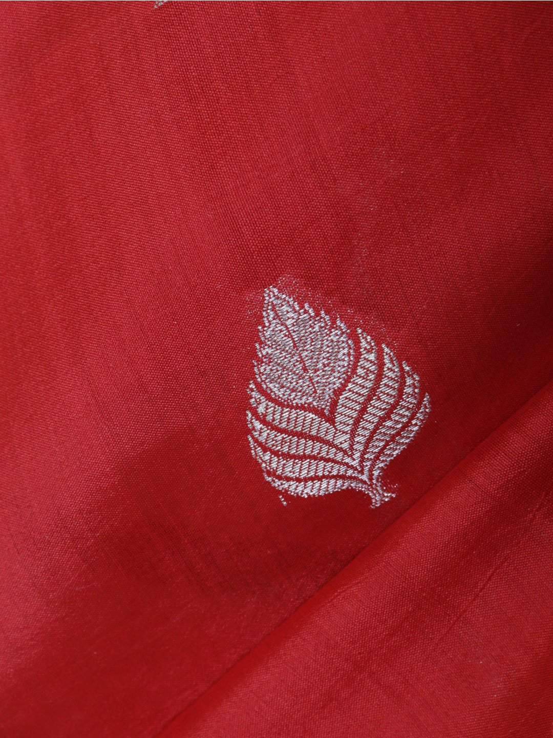 Bright red with silver-toned detailing Chiniya Silk Banarasi saree full spread