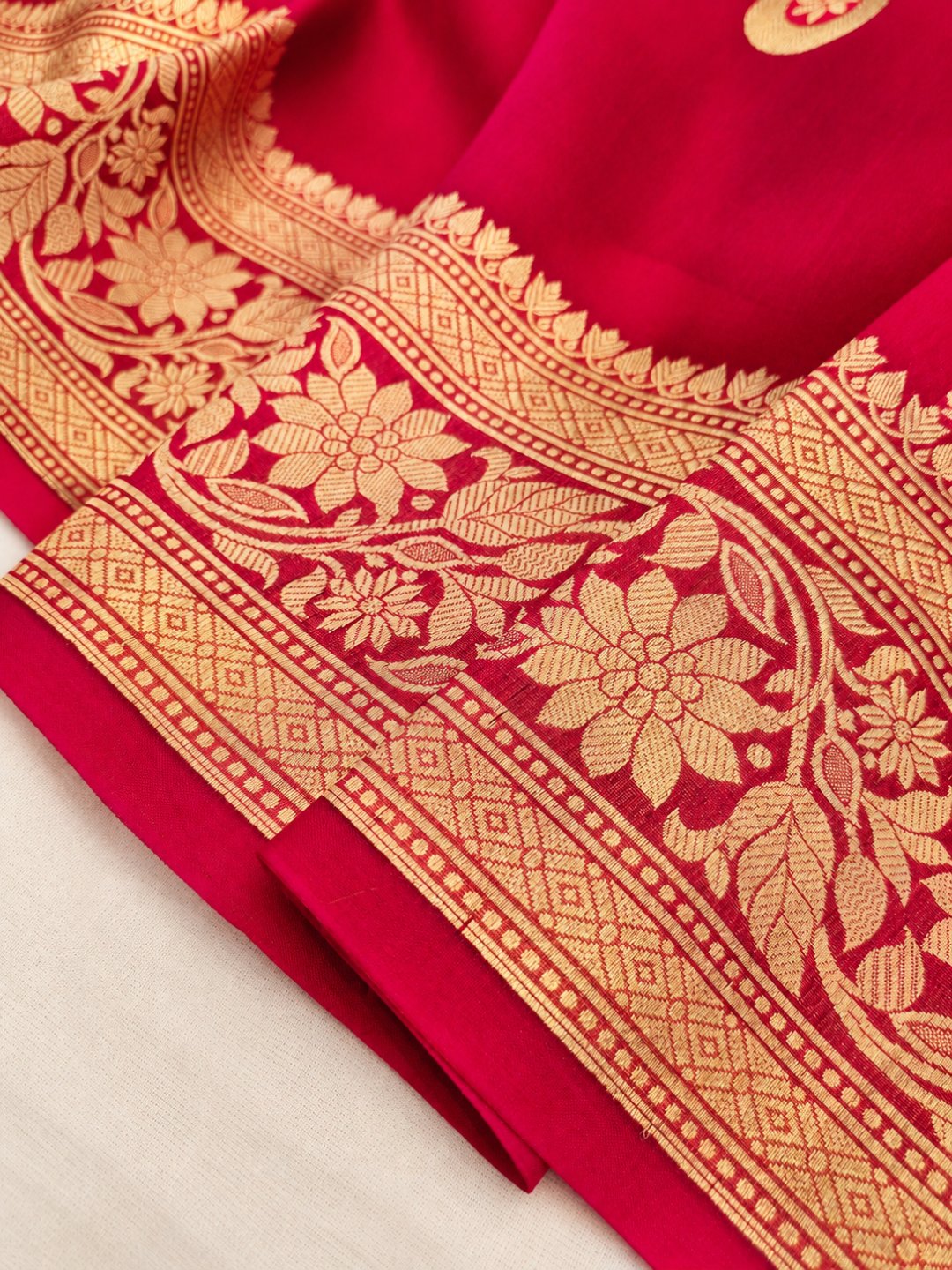 Cherry Pink Kora Silk Banarasi saree full spread