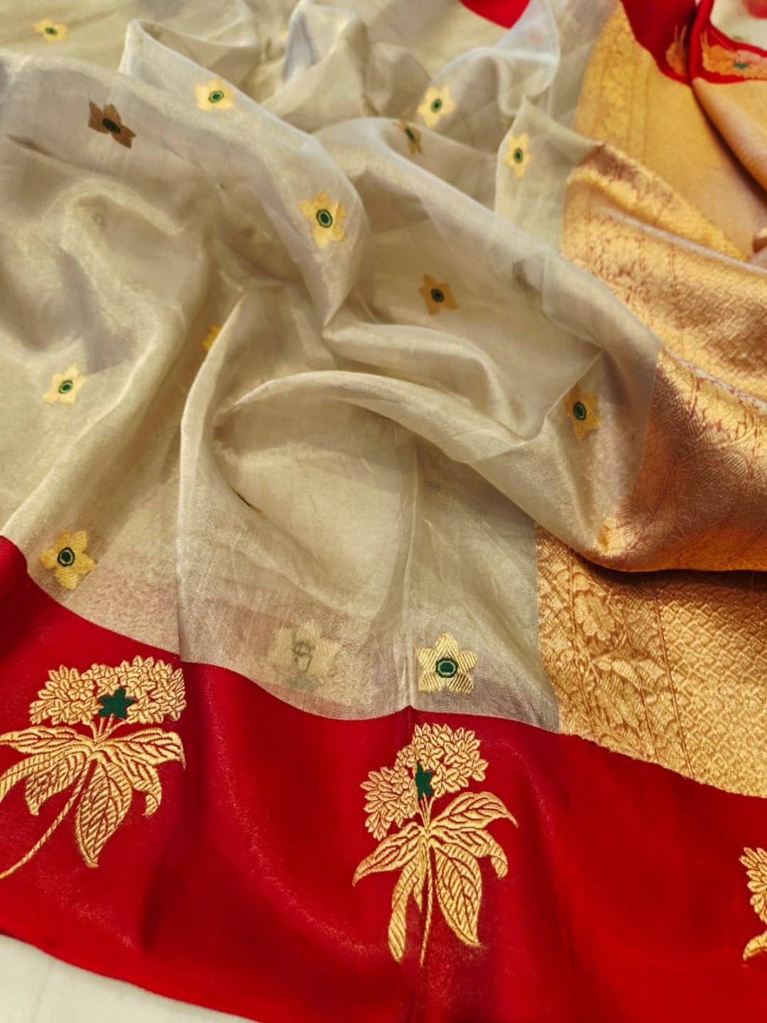 Silver with Red Tissue Silk Banarasi saree full spread
