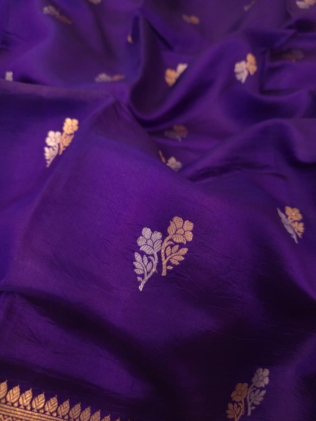 Royal Purple Katan Silk Banarasi saree pallu detail