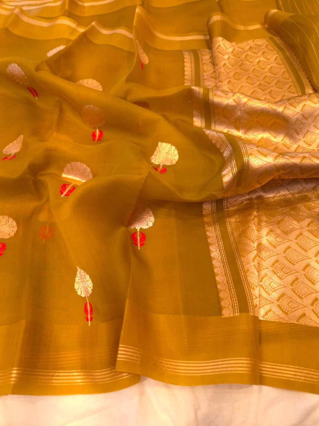 Olive Green Katan Silk Banarasi saree pallu detail