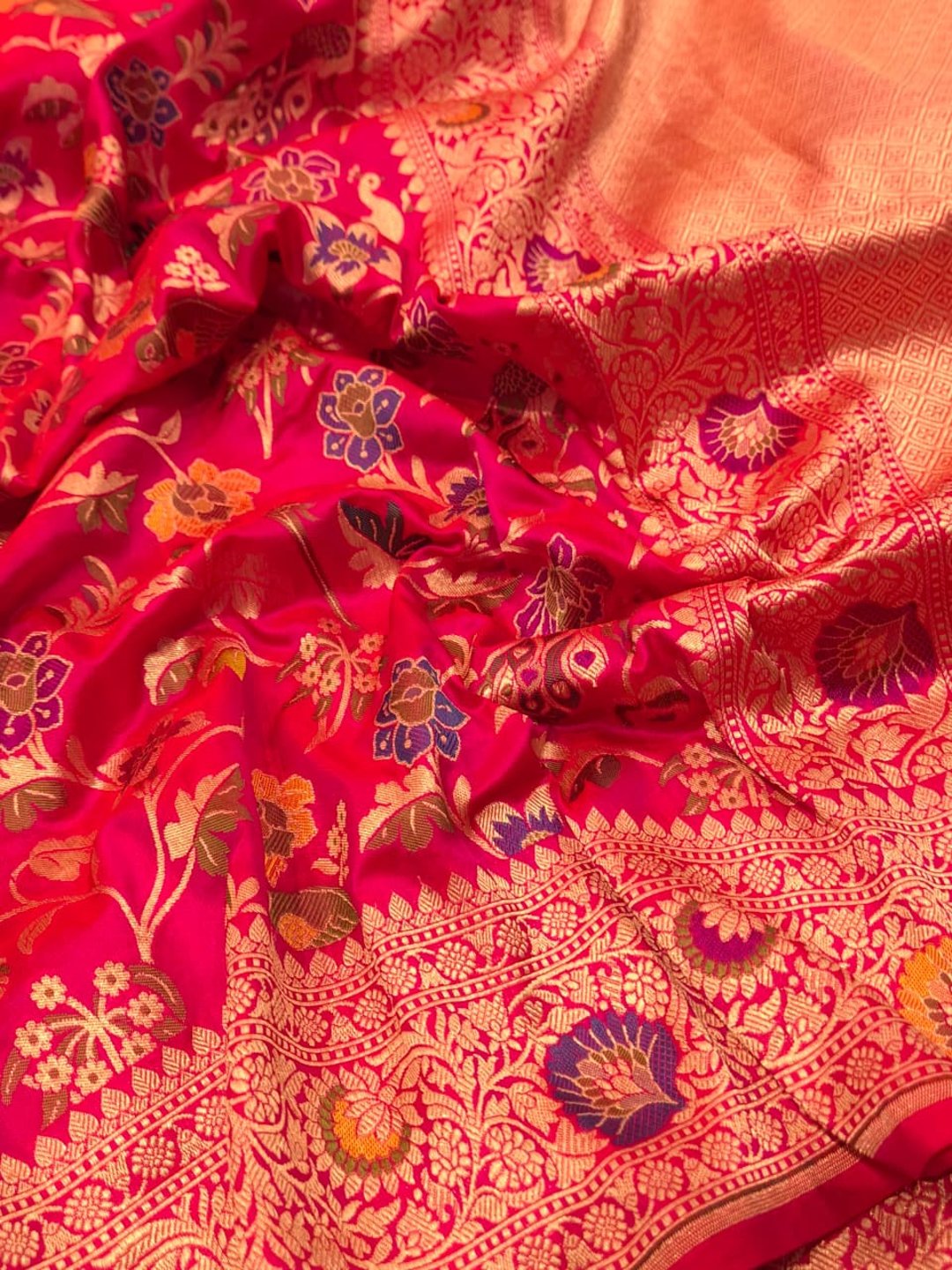 Dark Pink Katan Silk Banarasi saree pallu detail