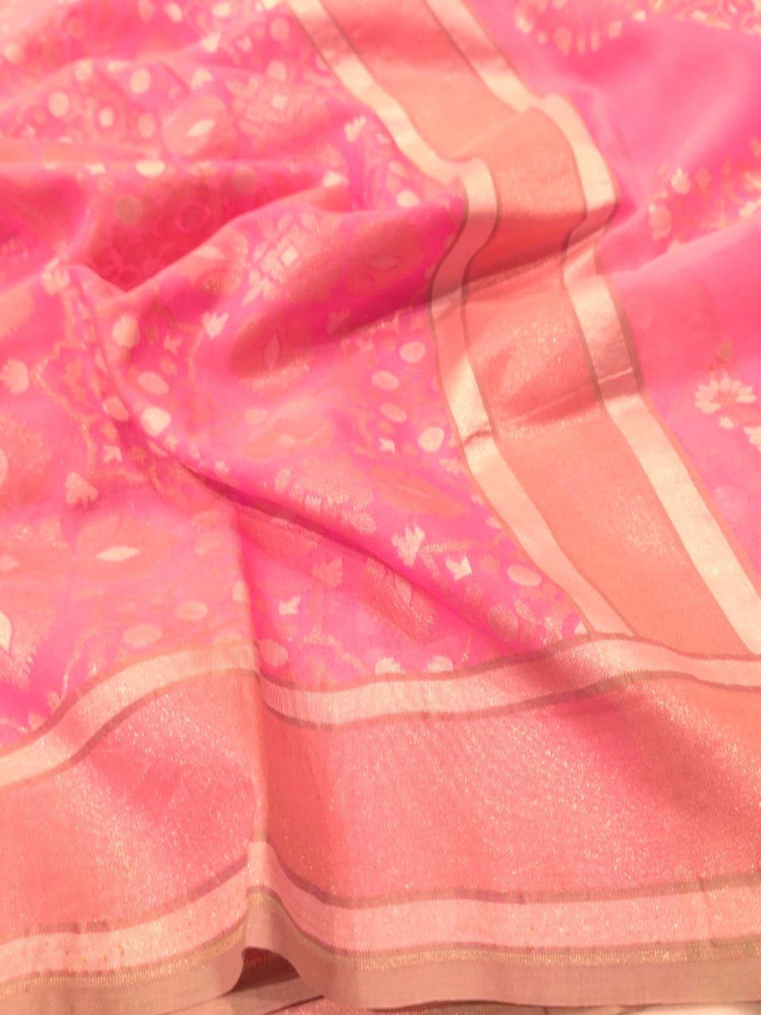 Light Pink Kora Silk Banarasi saree pallu detail