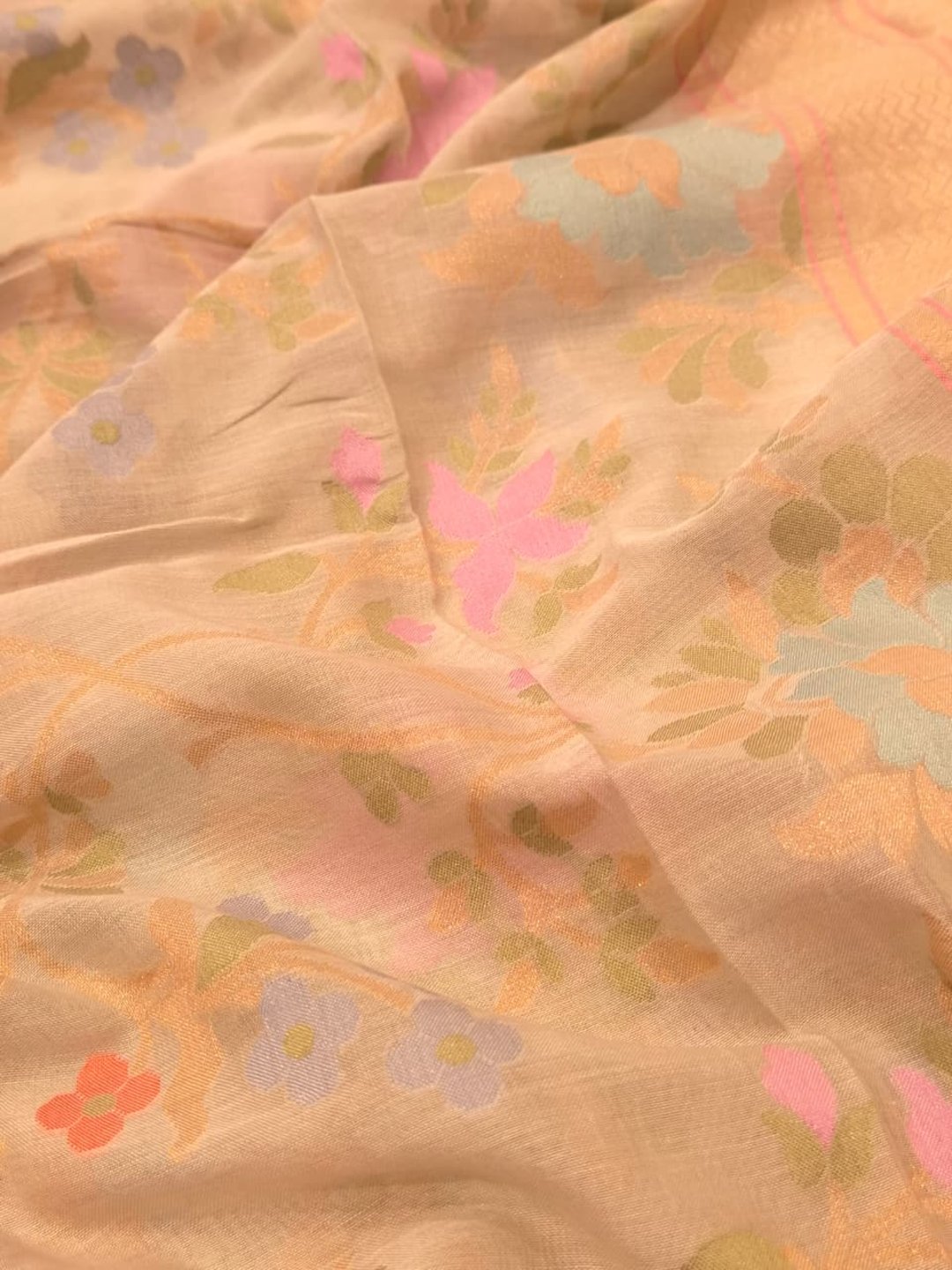 Muted MInt Green Cotton Banarasi saree border closeup