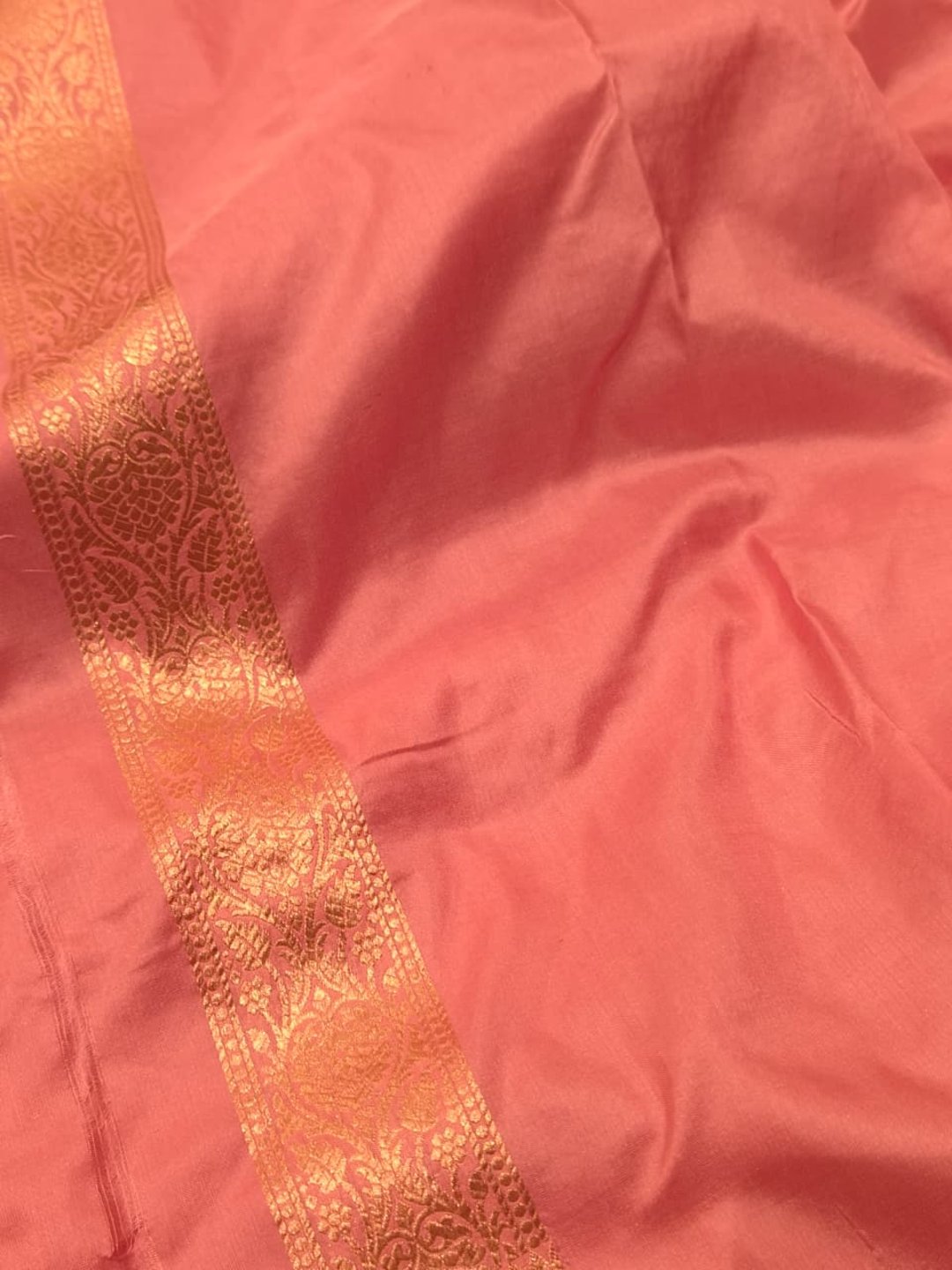 Light PInk Katan Silk Banarasi saree texture detail