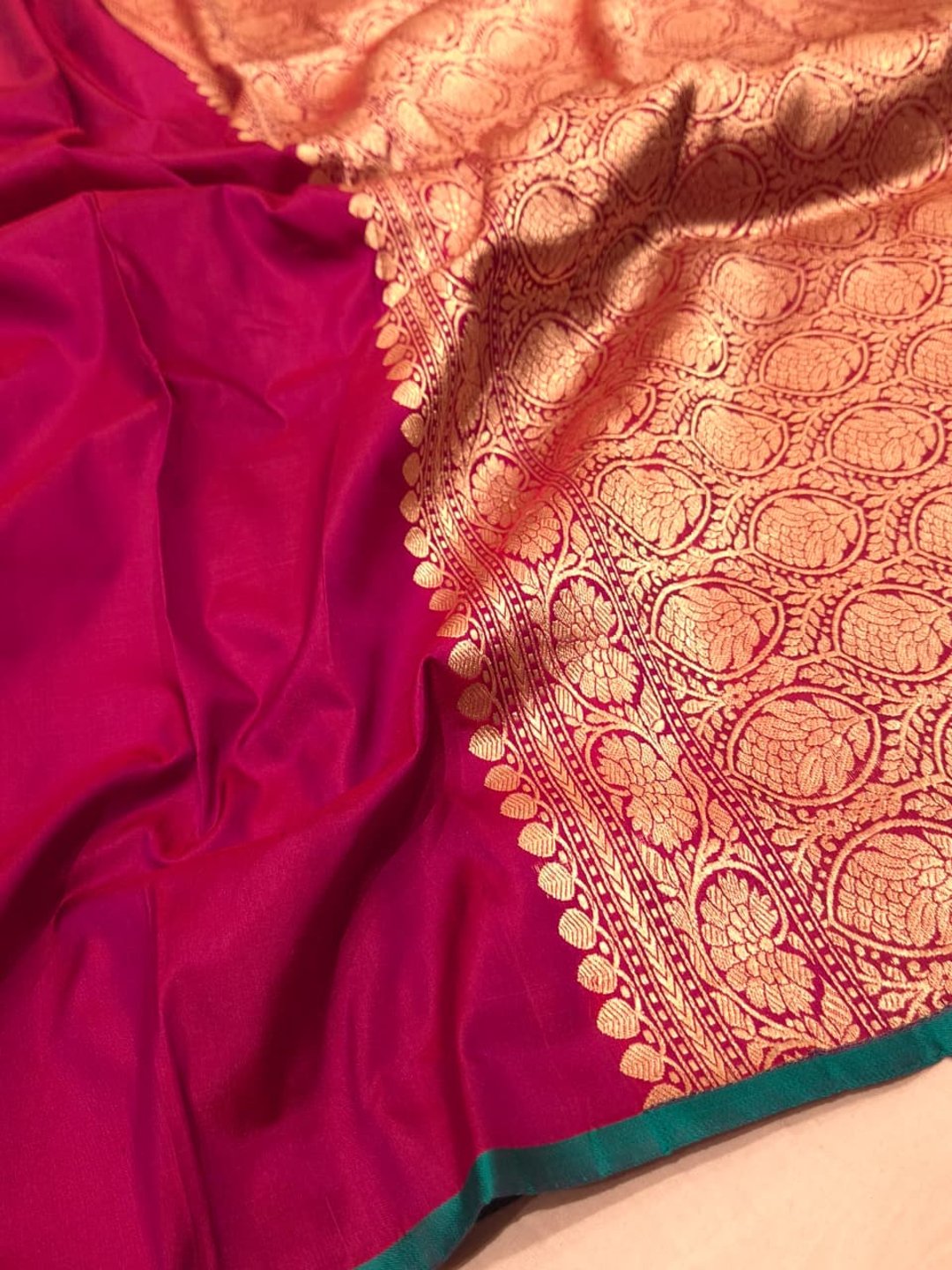 vibrant magenta-pink Katan Silk Banarasi saree pallu detail