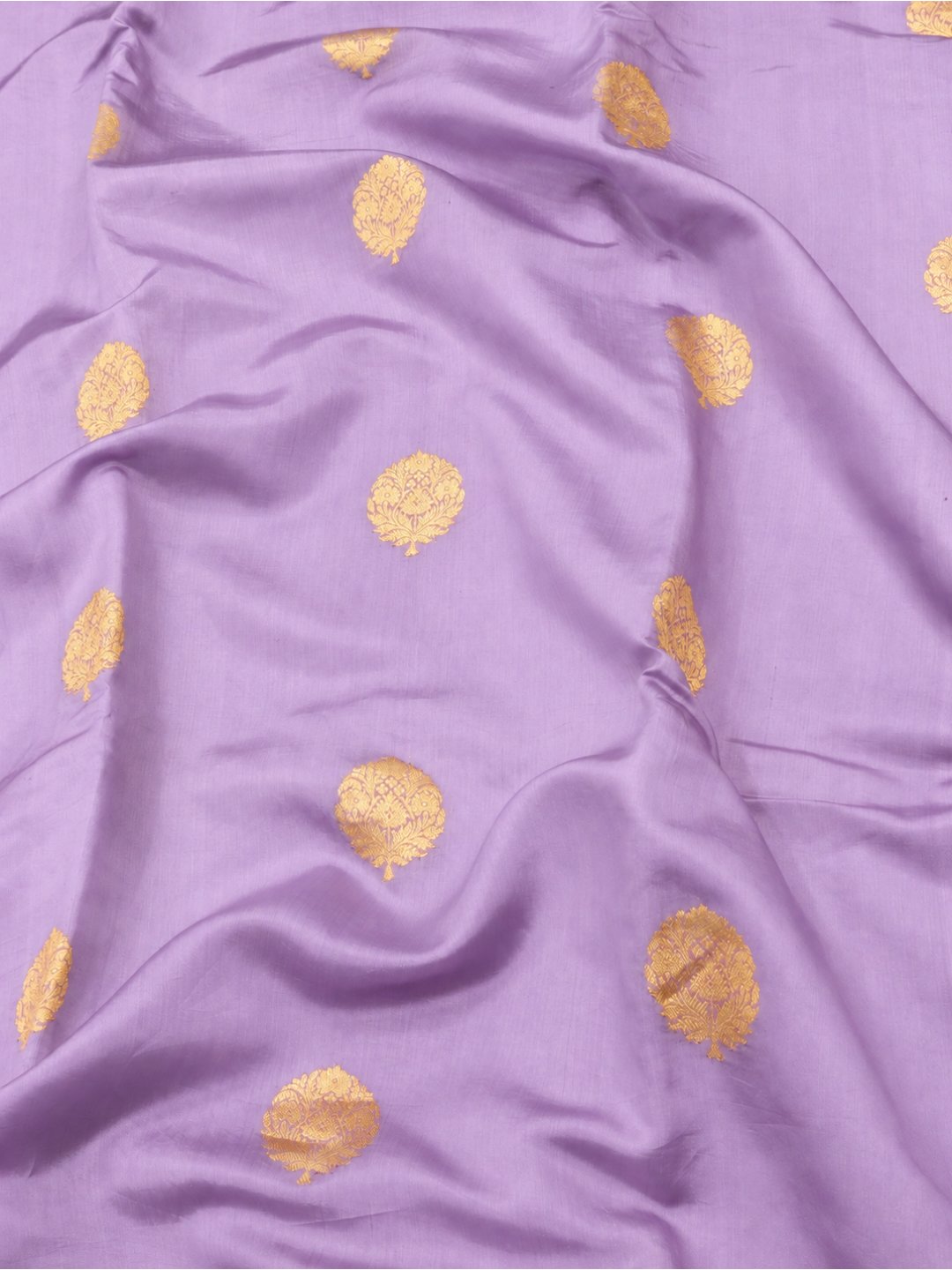 Light Levender Katan Silk Banarasi saree border closeup