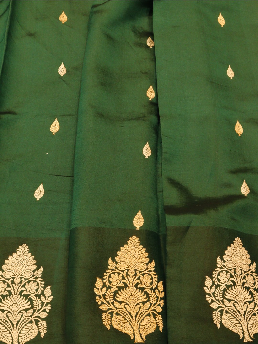 Bottle Green Katan Silk Banarasi saree border closeup