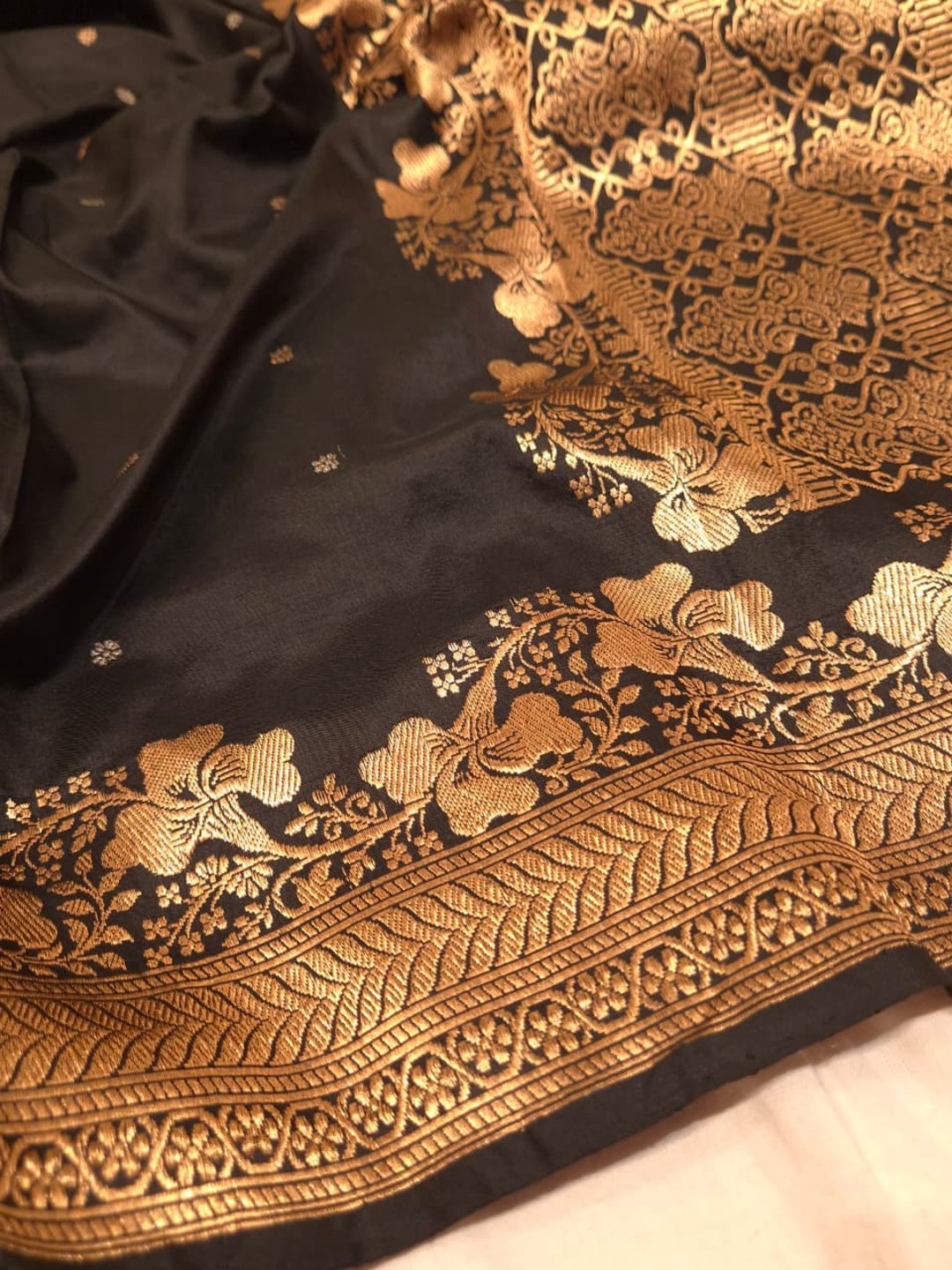 Black with Golden Floral border Katan Silk Banarasi saree pallu detail