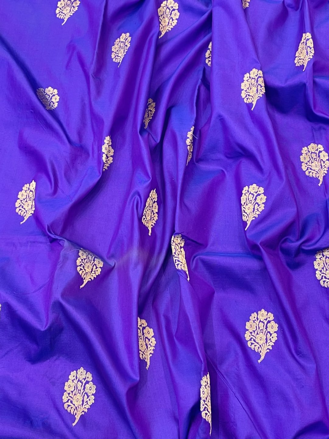 Deep purple with dark blue border Katan Silk Banarasi saree blouse piece