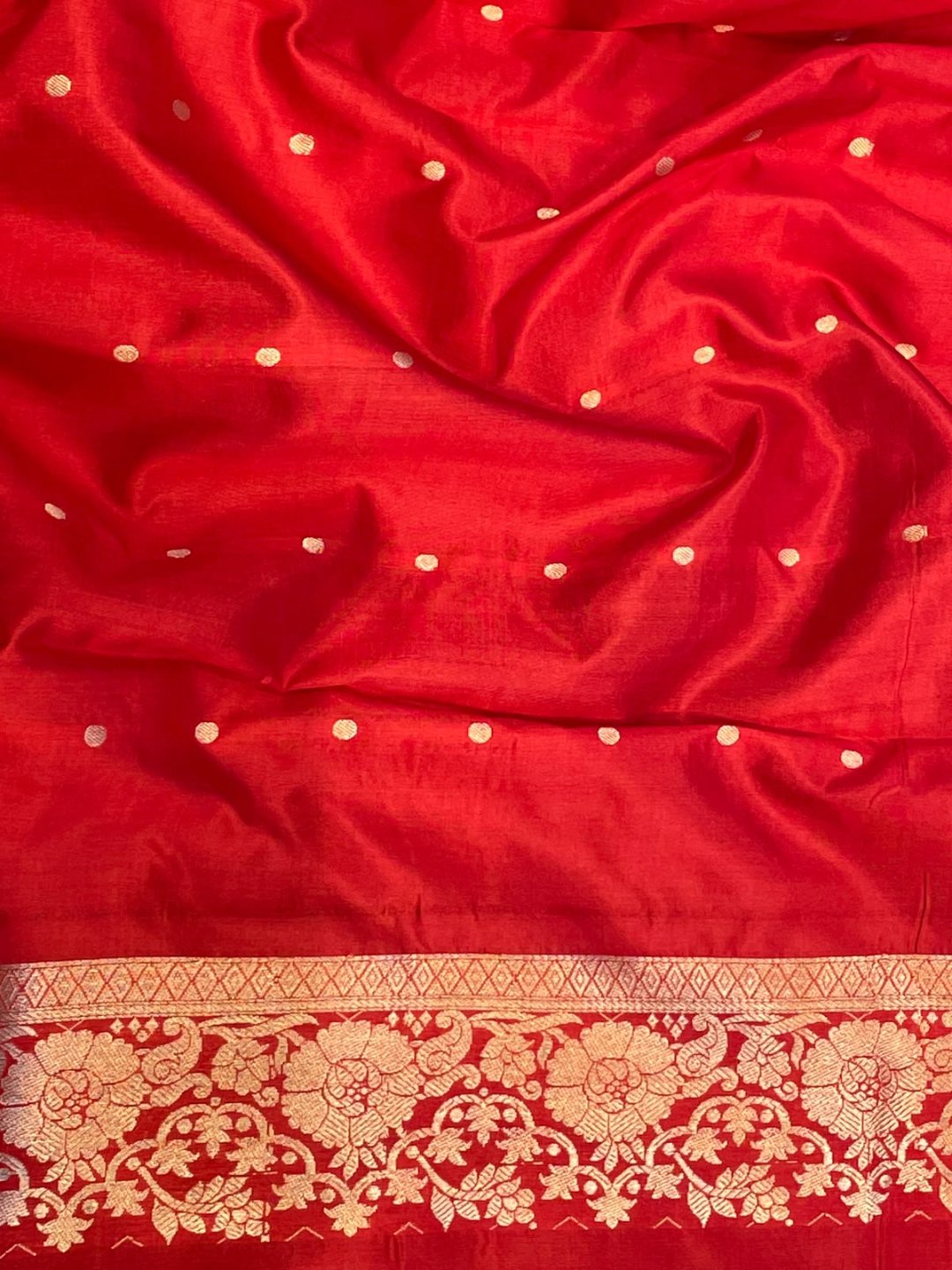 Maroon with dark red satin border Katan Silk Banarasi saree full spread