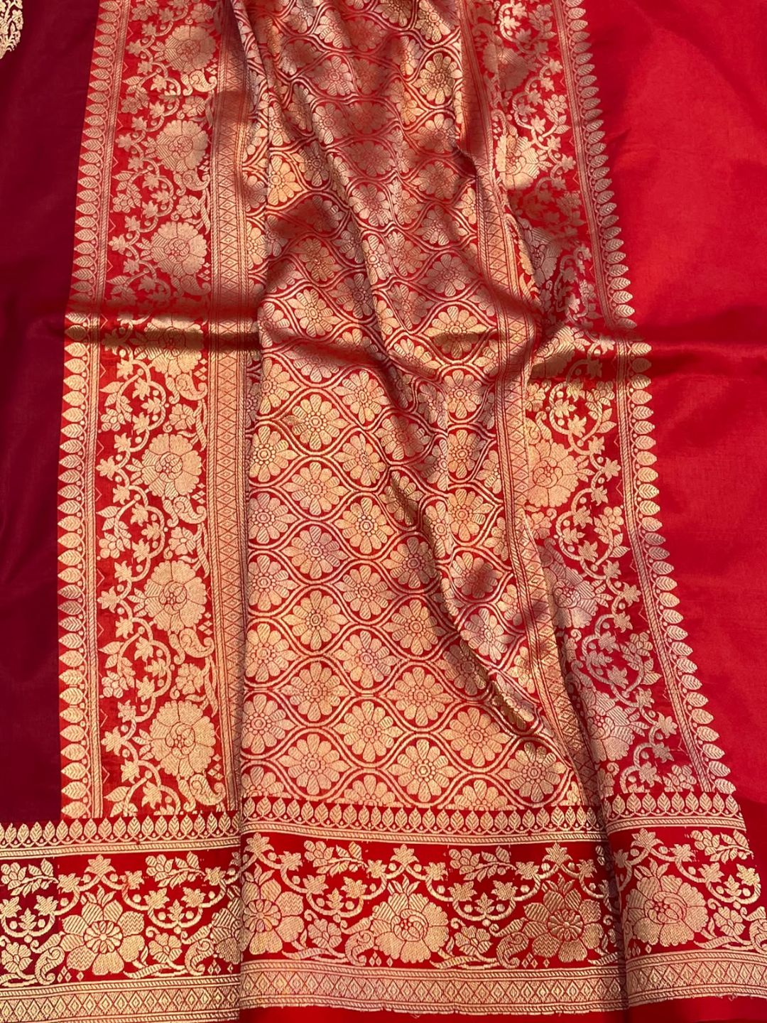 Maroon with dark red satin border Katan Silk Banarasi saree border closeup