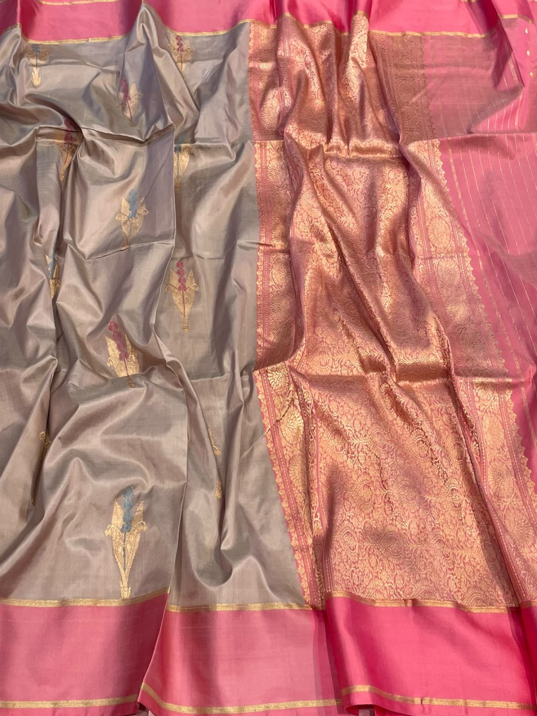 Onion pink with pink patta border Satin Silk Banarasi saree pallu detail