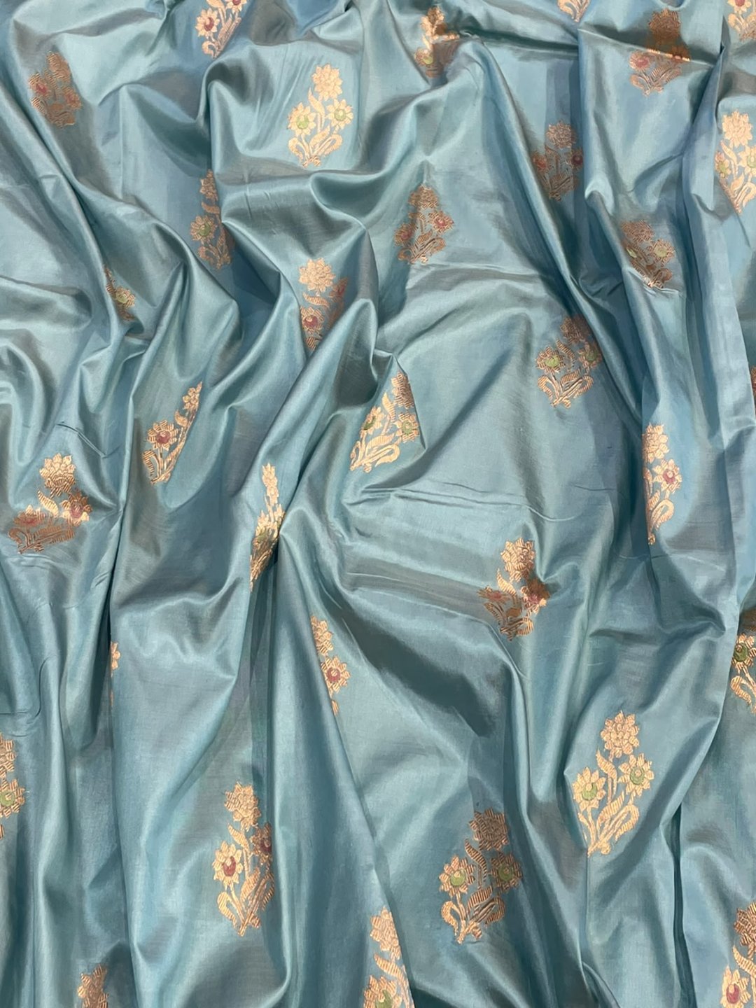 Dusty aqua blue with mauve taupe border Satin Silk Banarasi saree border closeup