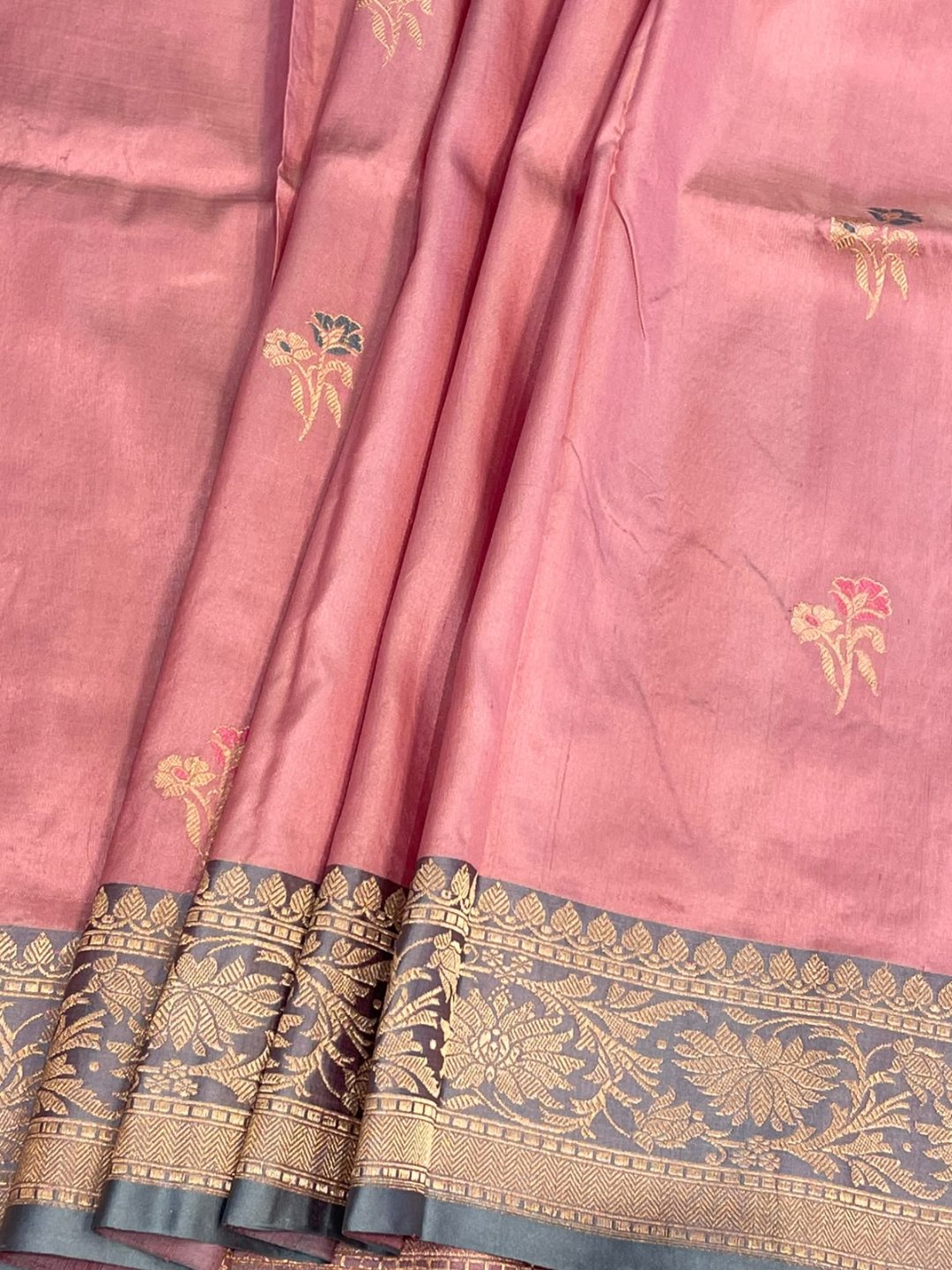 Light Pink with grey border Satin Silk Banarasi saree border closeup