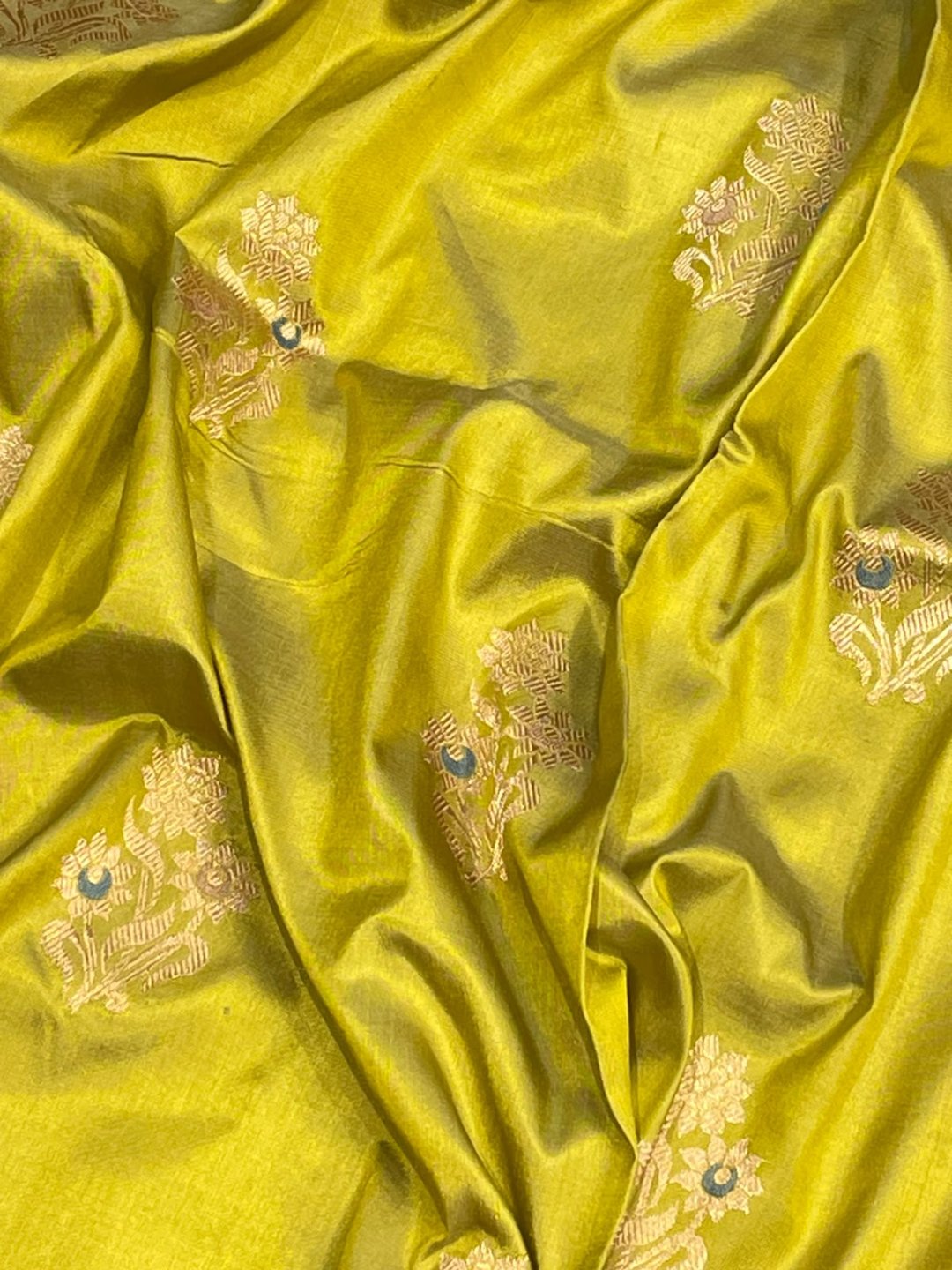 Lime Green with Grey Patta border Satin Silk Banarasi saree pallu detail