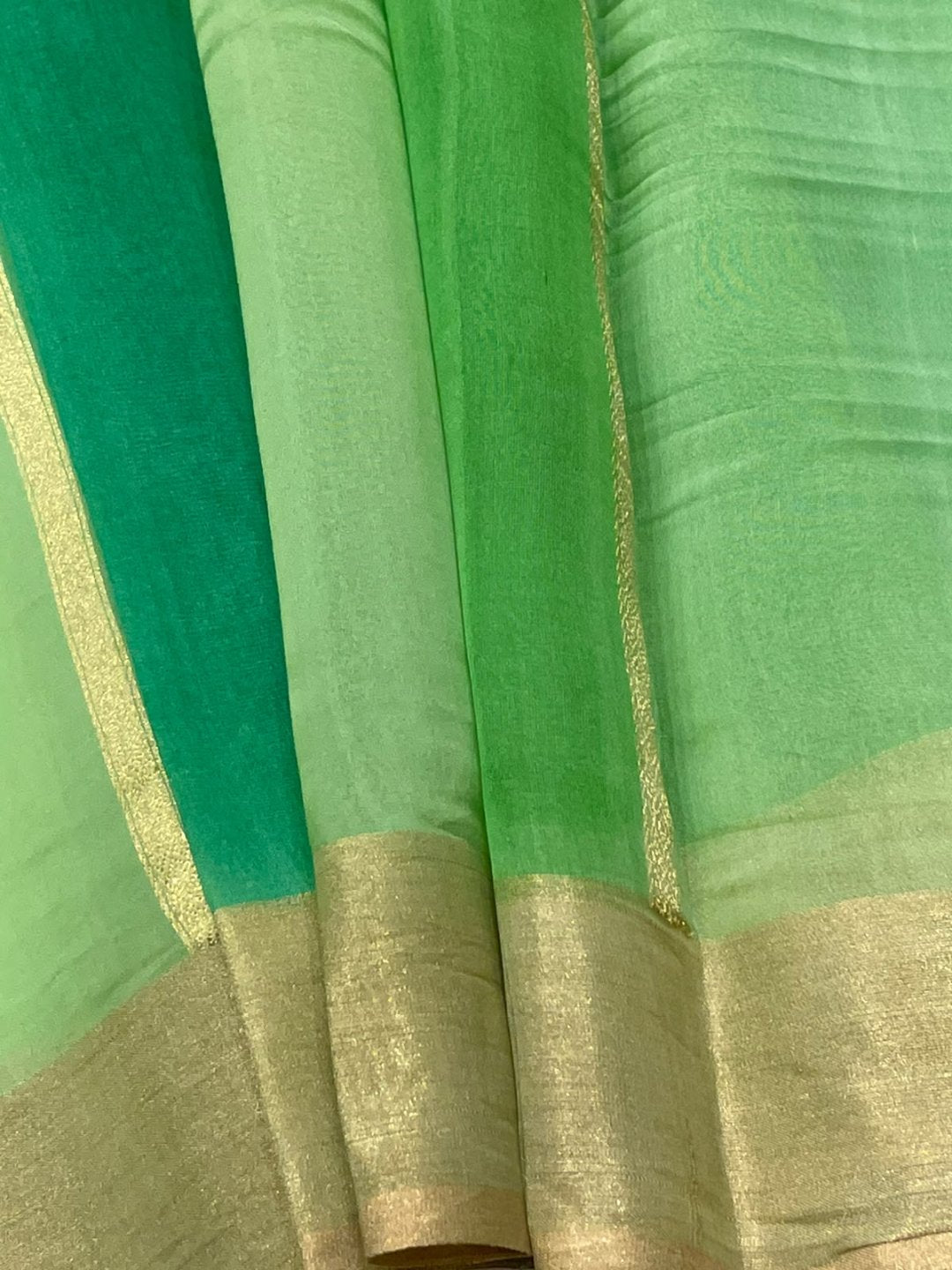 Green Kora Silk Banarasi saree pallu detail