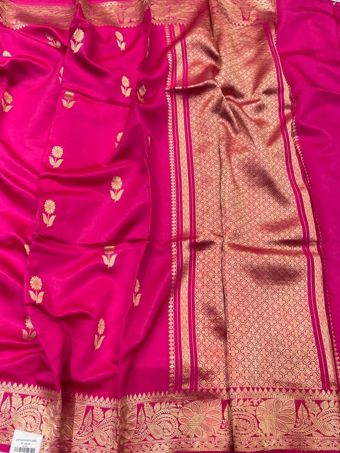 Royal Pink Katan Silk Banarasi saree border closeup