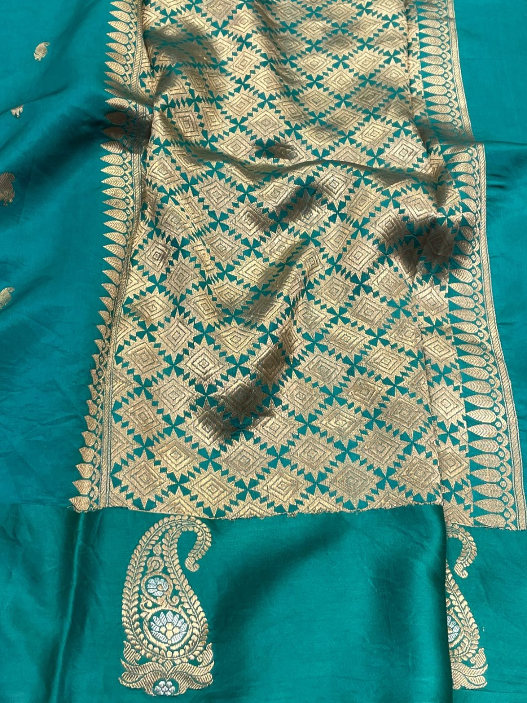 Aqua Green Katan Silk Banarasi saree pallu detail