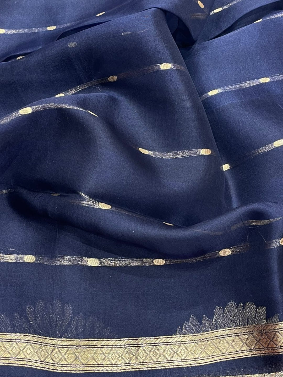 Navy Blue Kora Silk Banarasi saree full spread