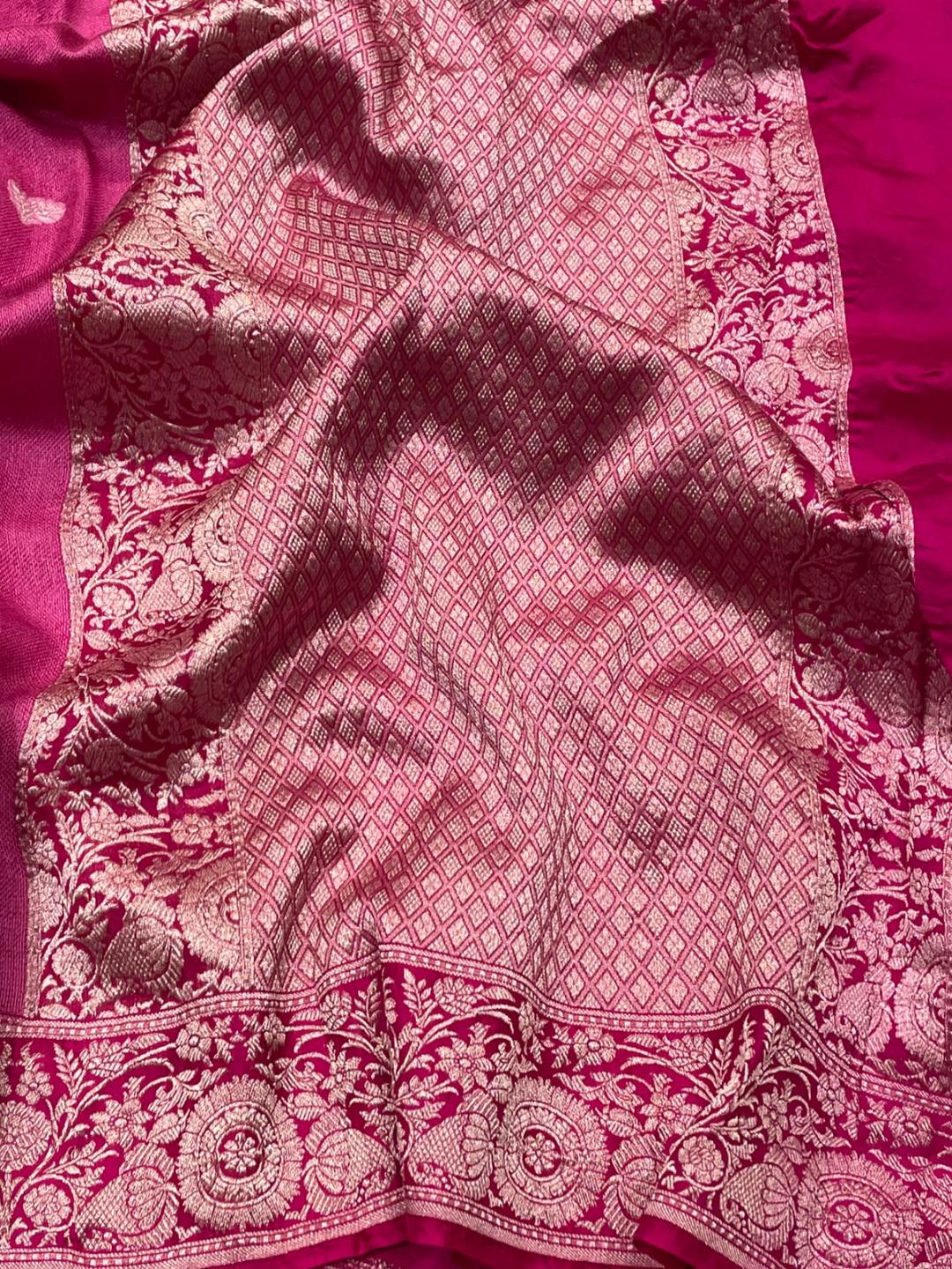 Pink Mashru silk Banarasi saree pallu detail