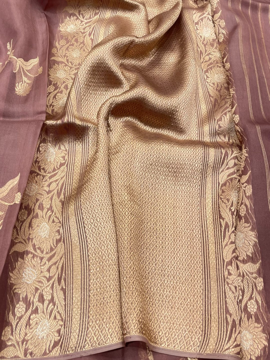 Peach Kora Silk Banarasi saree pallu detail