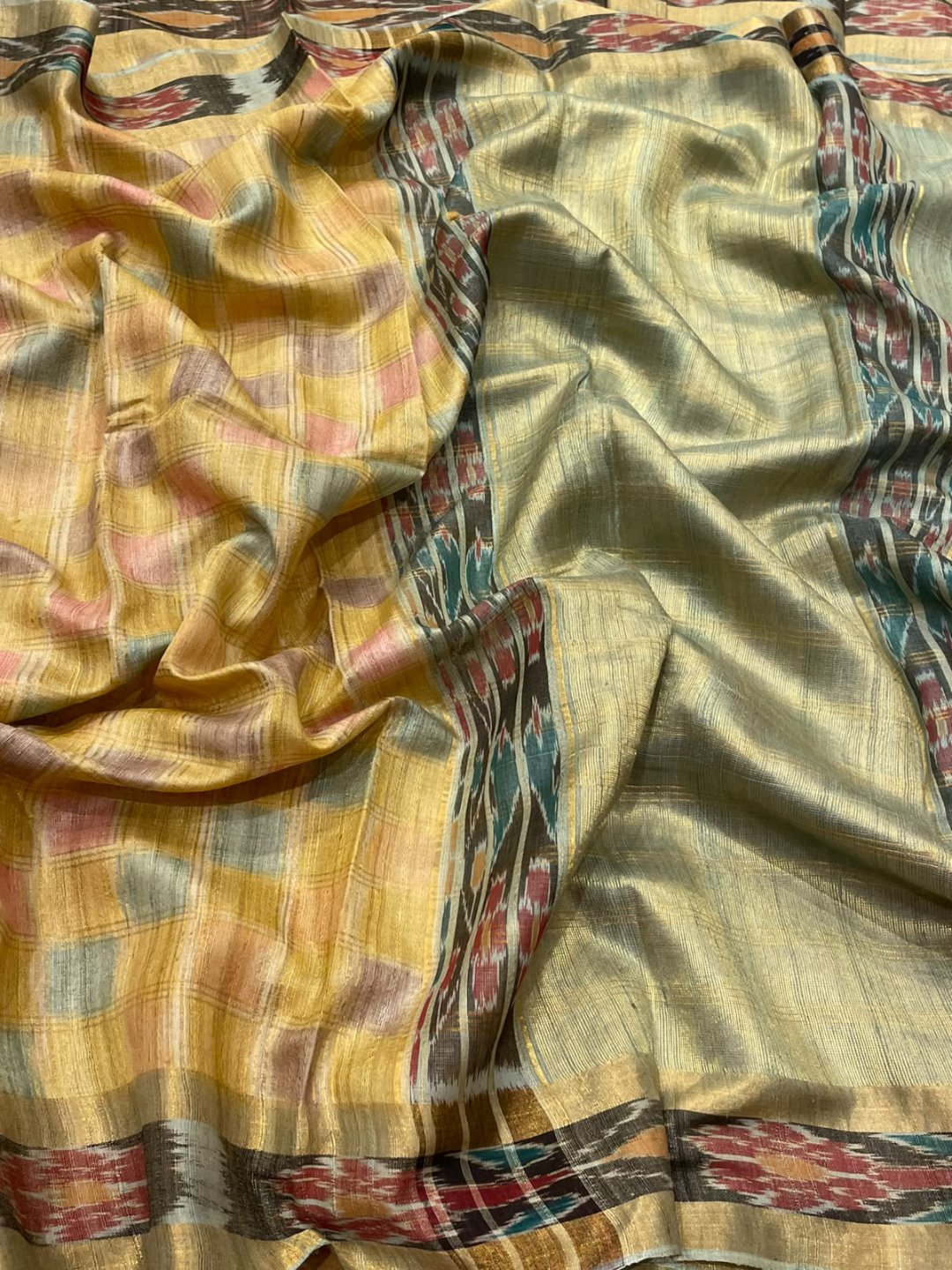 Light yellow Tussar Silk Banarasi saree texture detail