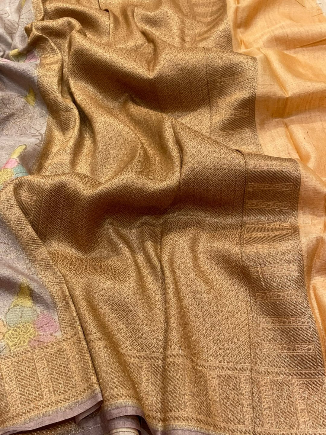 Grey with multicolor flower Tussar Silk Banarasi saree pallu detail