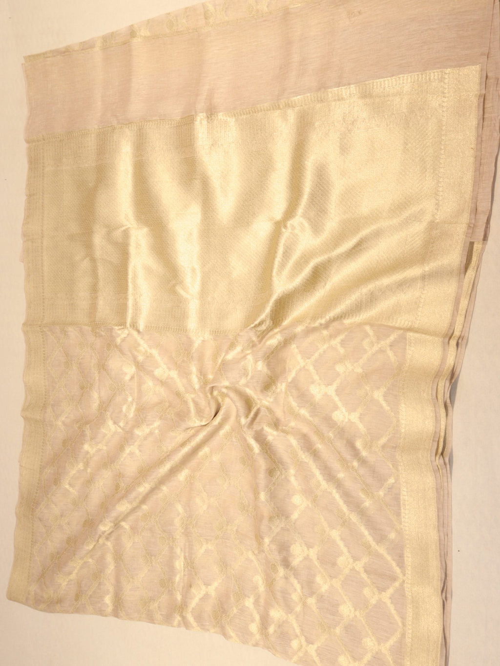 Beige Katan Silk Banarasi saree zari work detail – Hikayat Banaras