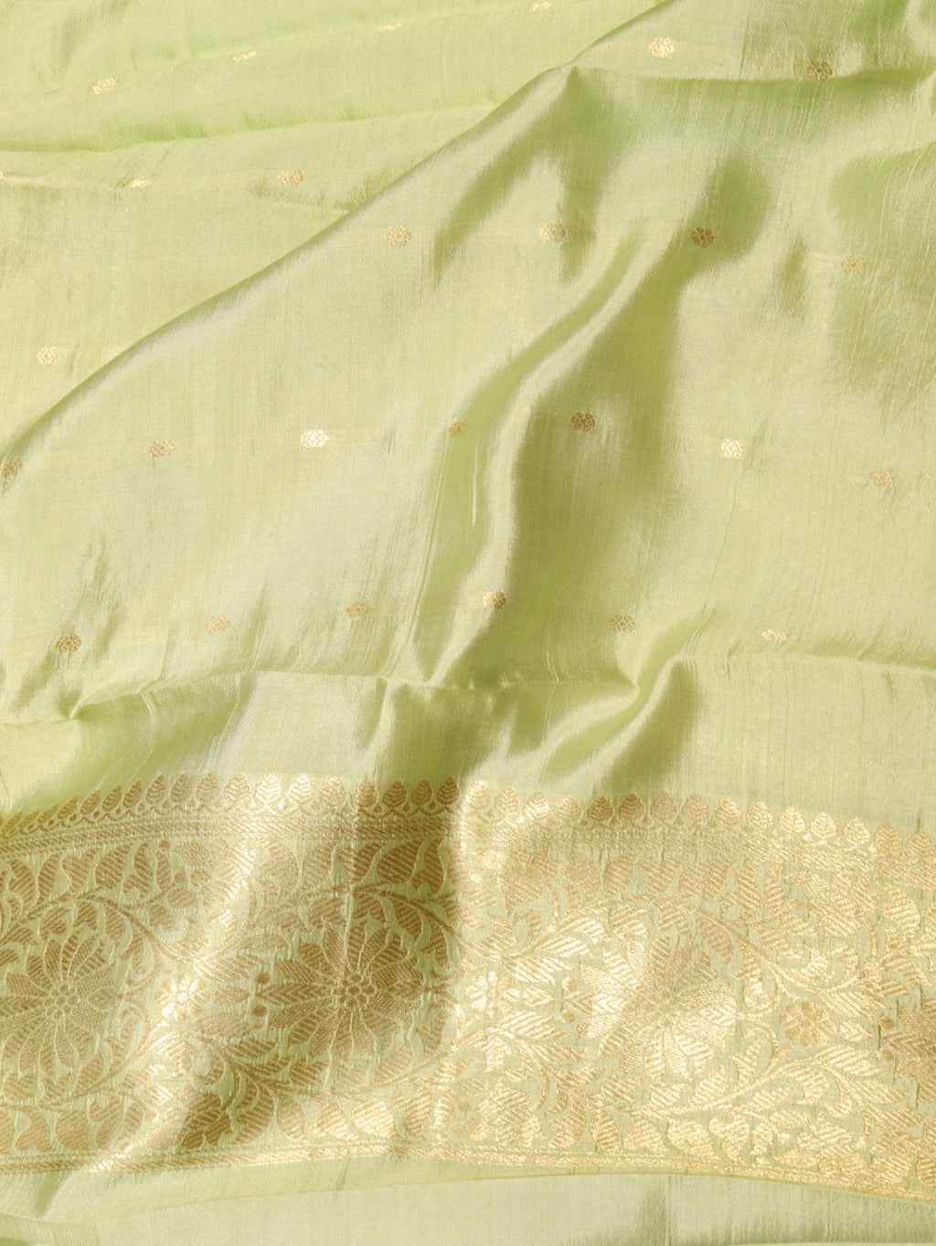 Green Soft Katan Banarasi saree texture detail – Hikayat Banaras