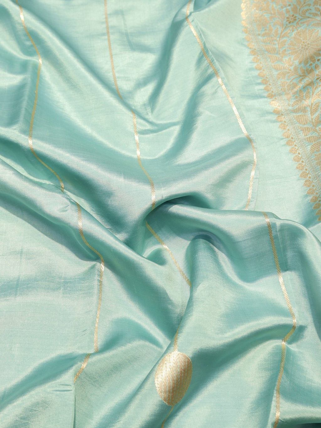Powder Blue Soft Katan Banarasi saree border closeup – Hikayat Banaras