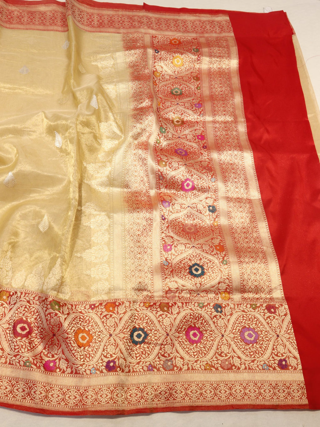 Gold Tissue Silk Banarasi saree full spread – Hikayat Banaras