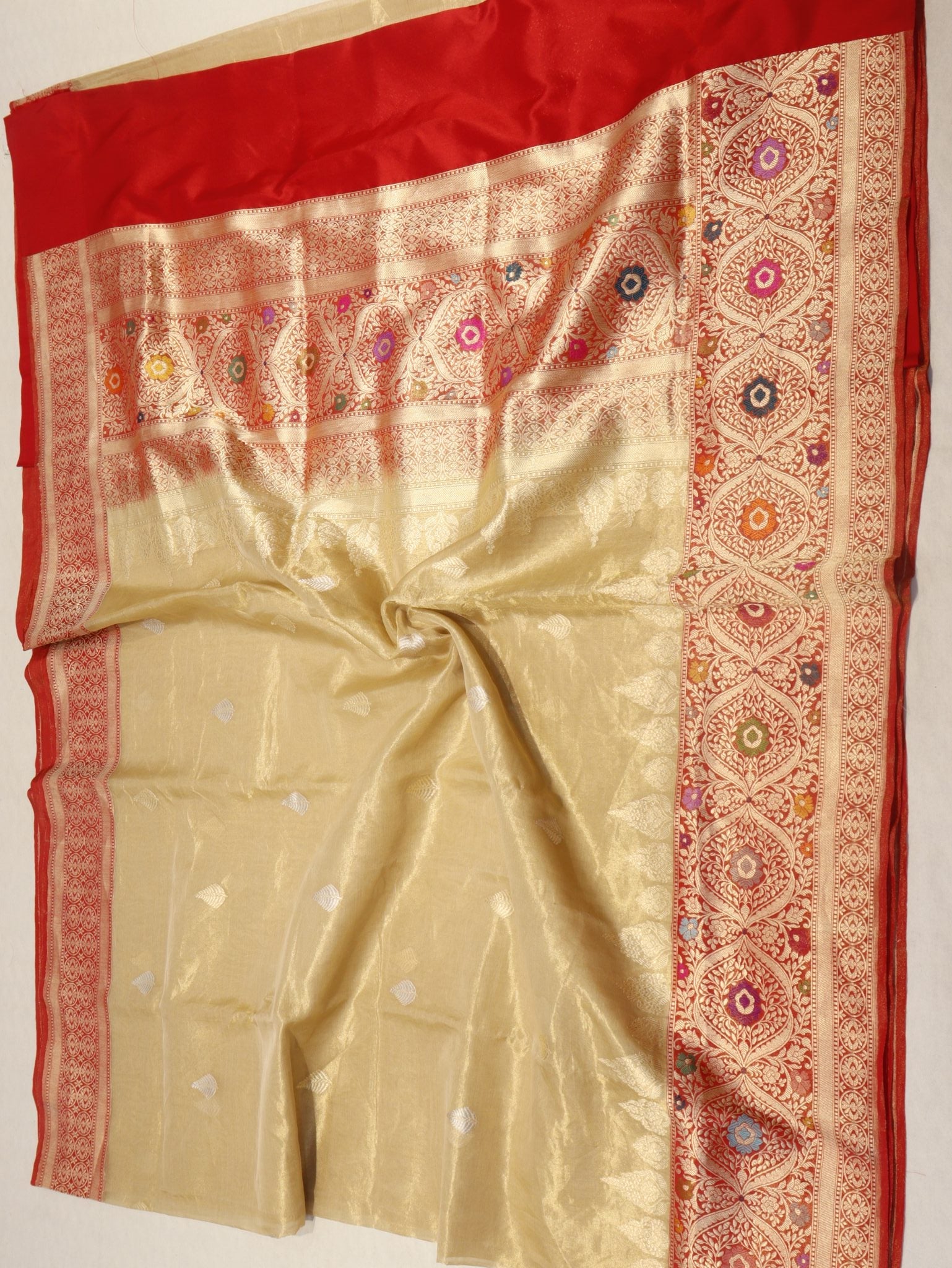 Gold Tissue Silk Banarasi saree zari work detail – Hikayat Banaras