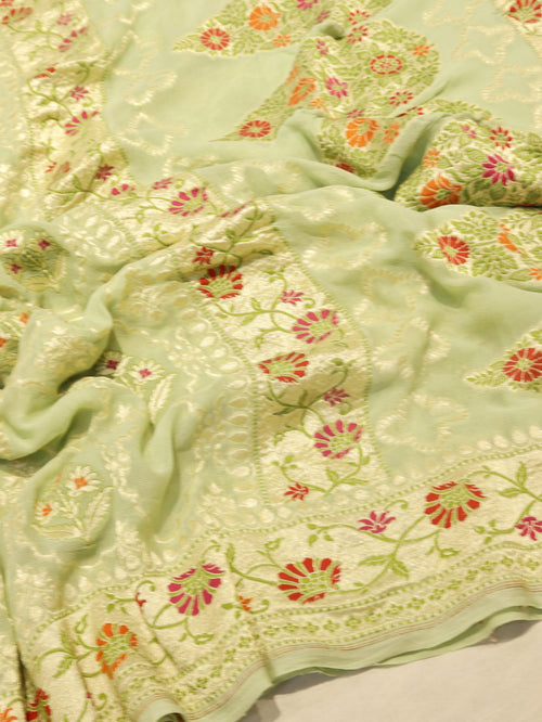 Green Khaddi Georgette Banarasi saree pallu detail – Hikayat Banaras