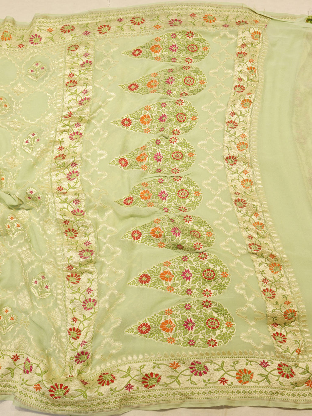 Green Khaddi Georgette Banarasi saree texture detail – Hikayat Banaras