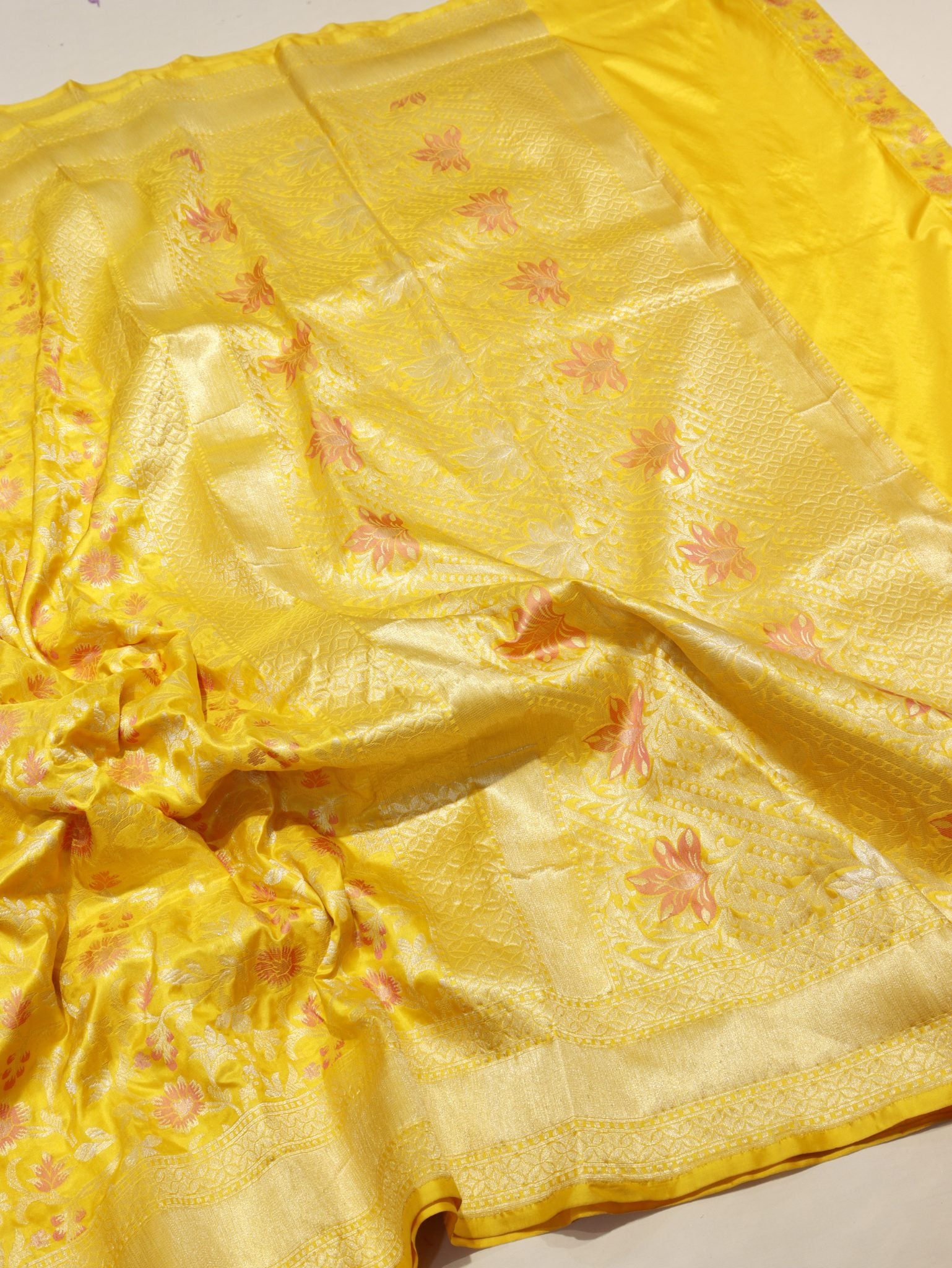 Yellow Katan Silk Banarasi saree border closeup – Hikayat Banaras
