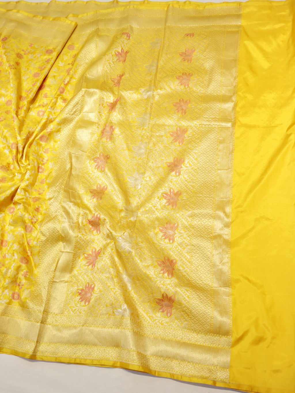 Yellow Katan Silk Banarasi saree texture detail – Hikayat Banaras