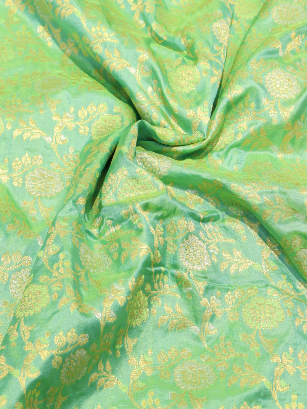 Green Katan Silk Banarasi saree border closeup – Hikayat Banaras