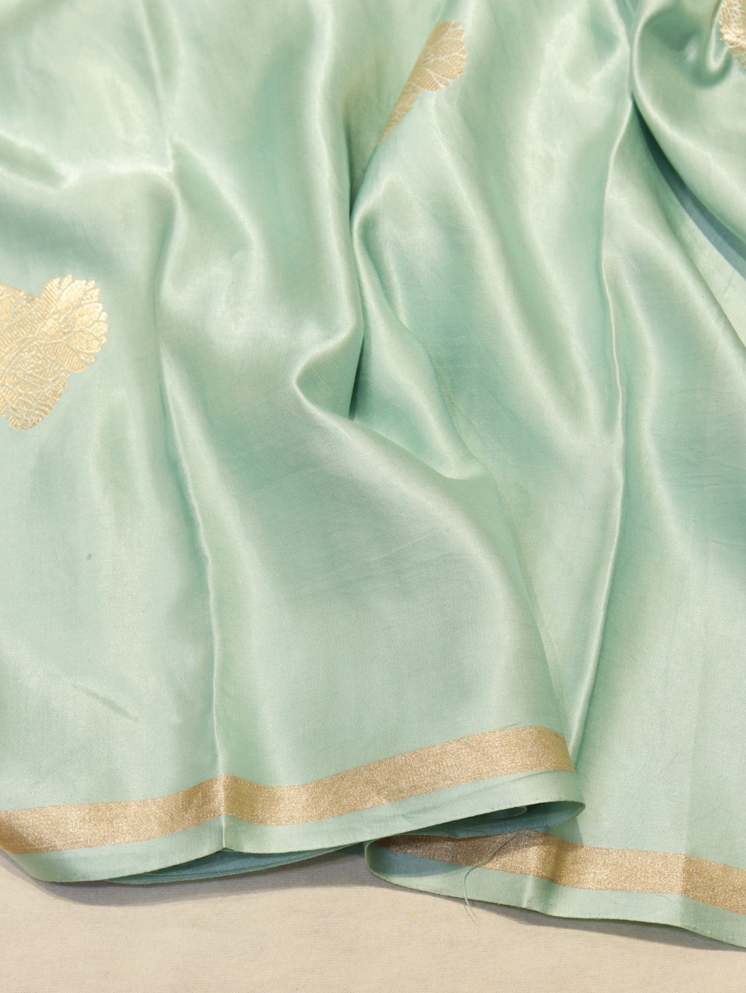 Pale Turquoise Mashru Silk Banarasi saree full spread