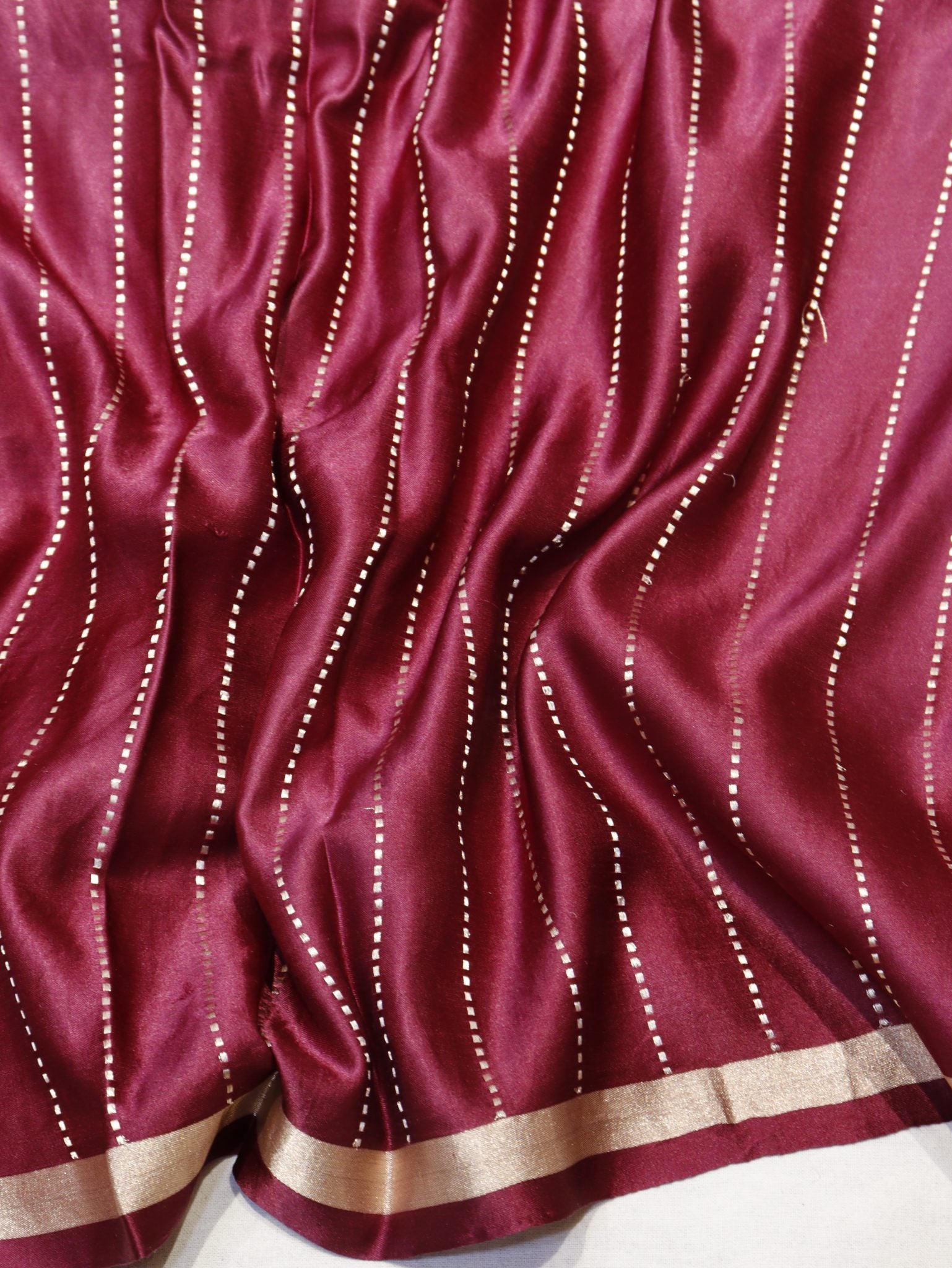 Pink Pure Mashru Silk Banarasi saree texture detail