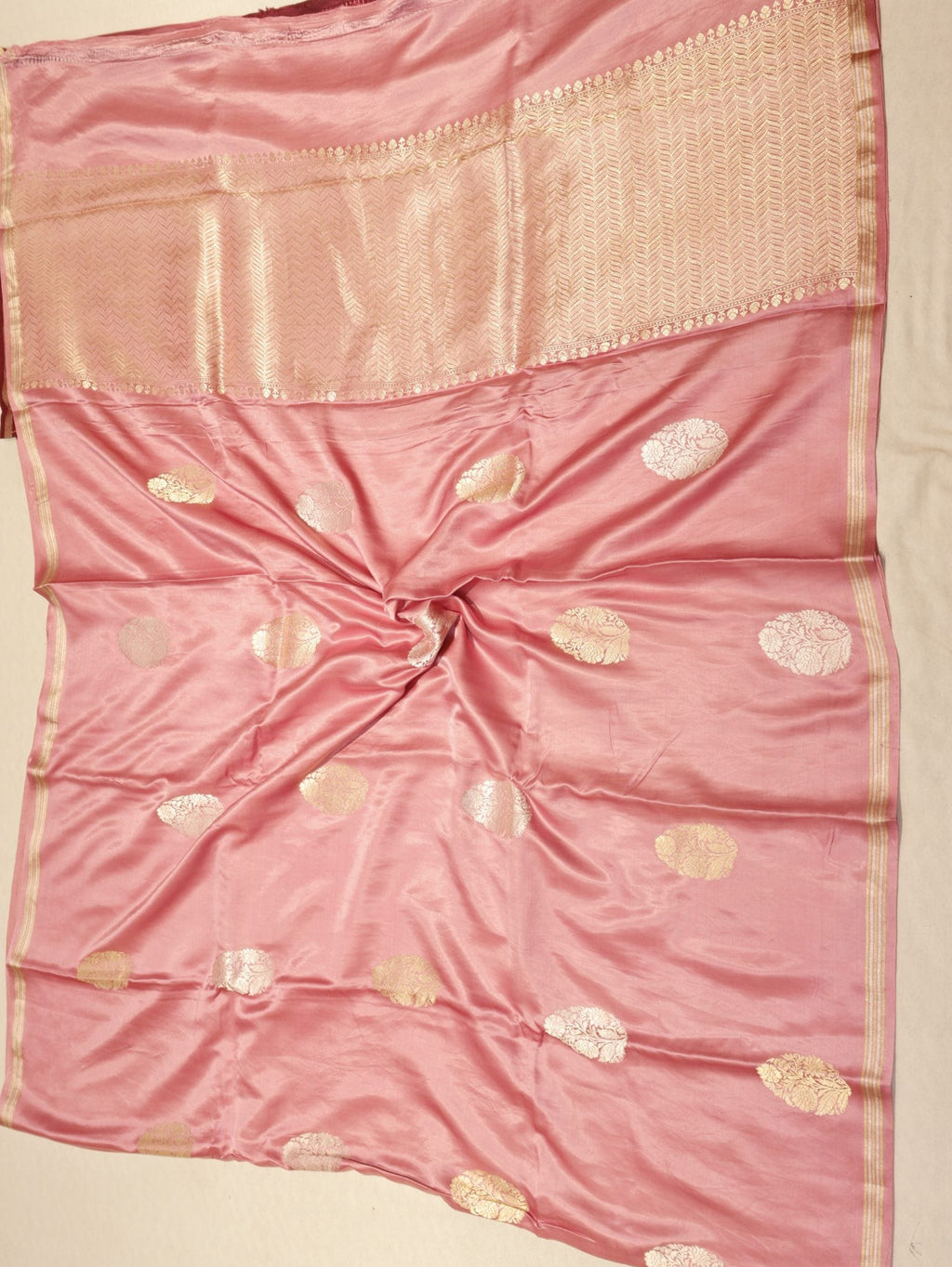 Pink Pure Mashru Silk Banarasi saree zari work detail