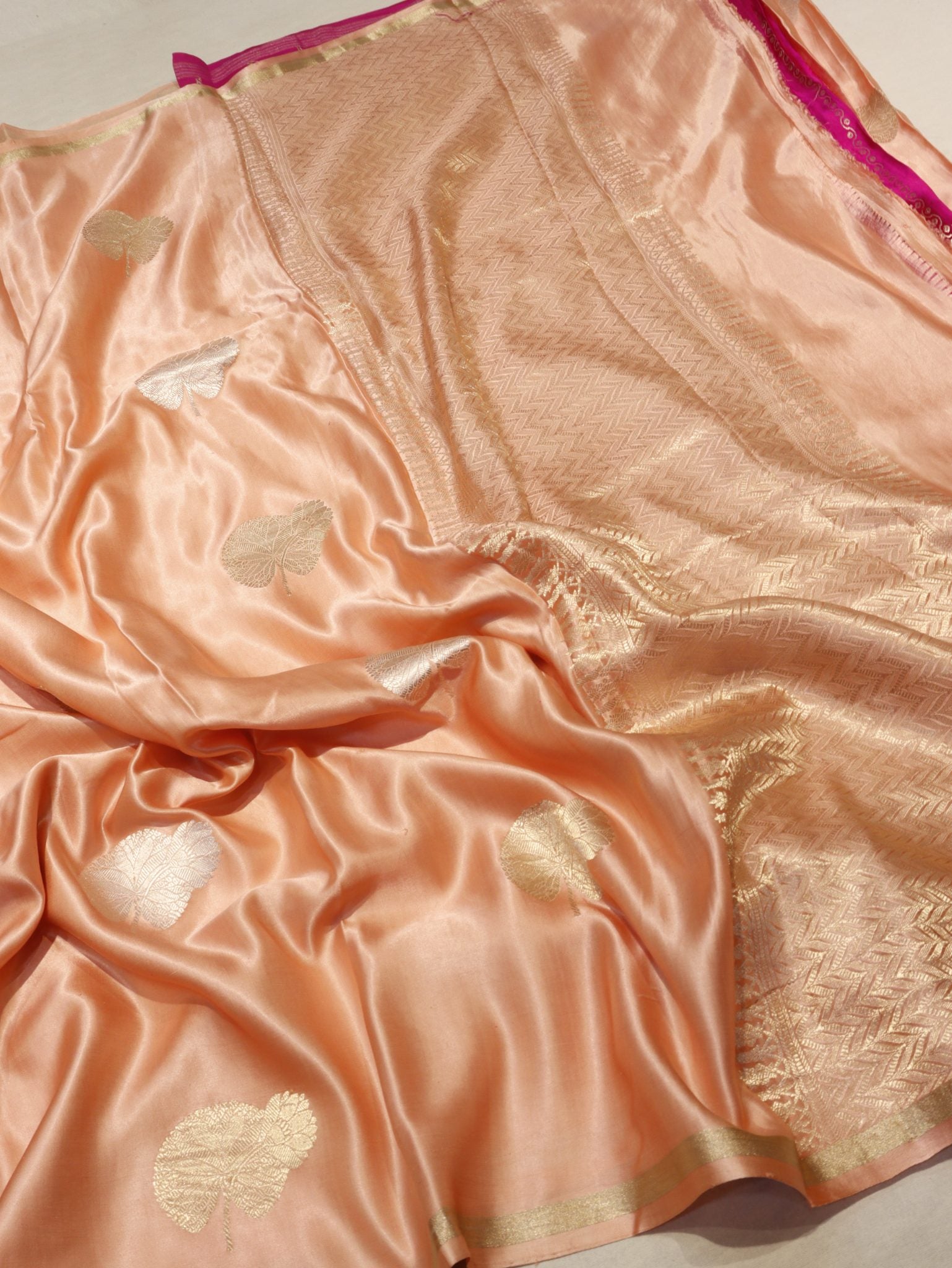 Peach Mashru Silk Saree Banarasi saree pallu detail