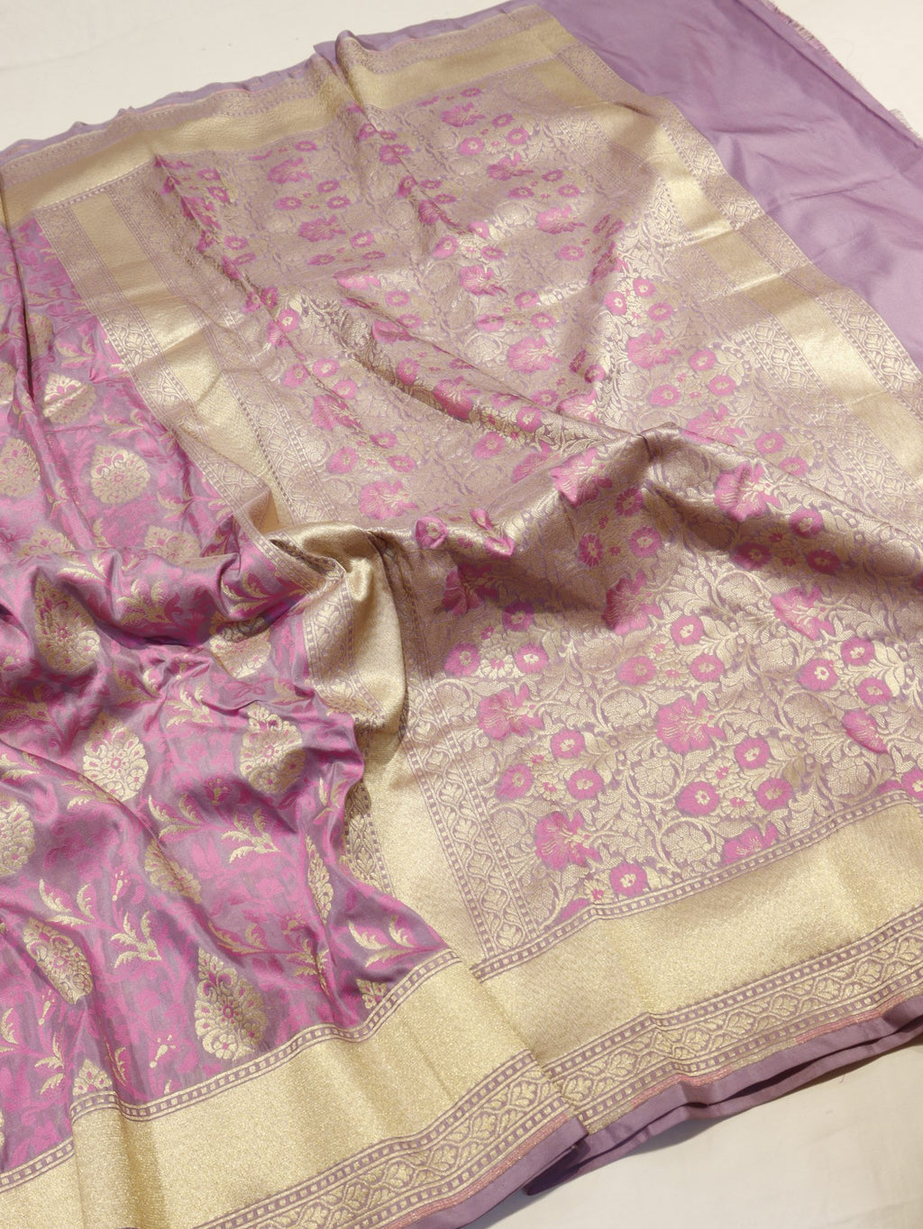 Lavender Summer Silk Banarasi saree pallu detail
