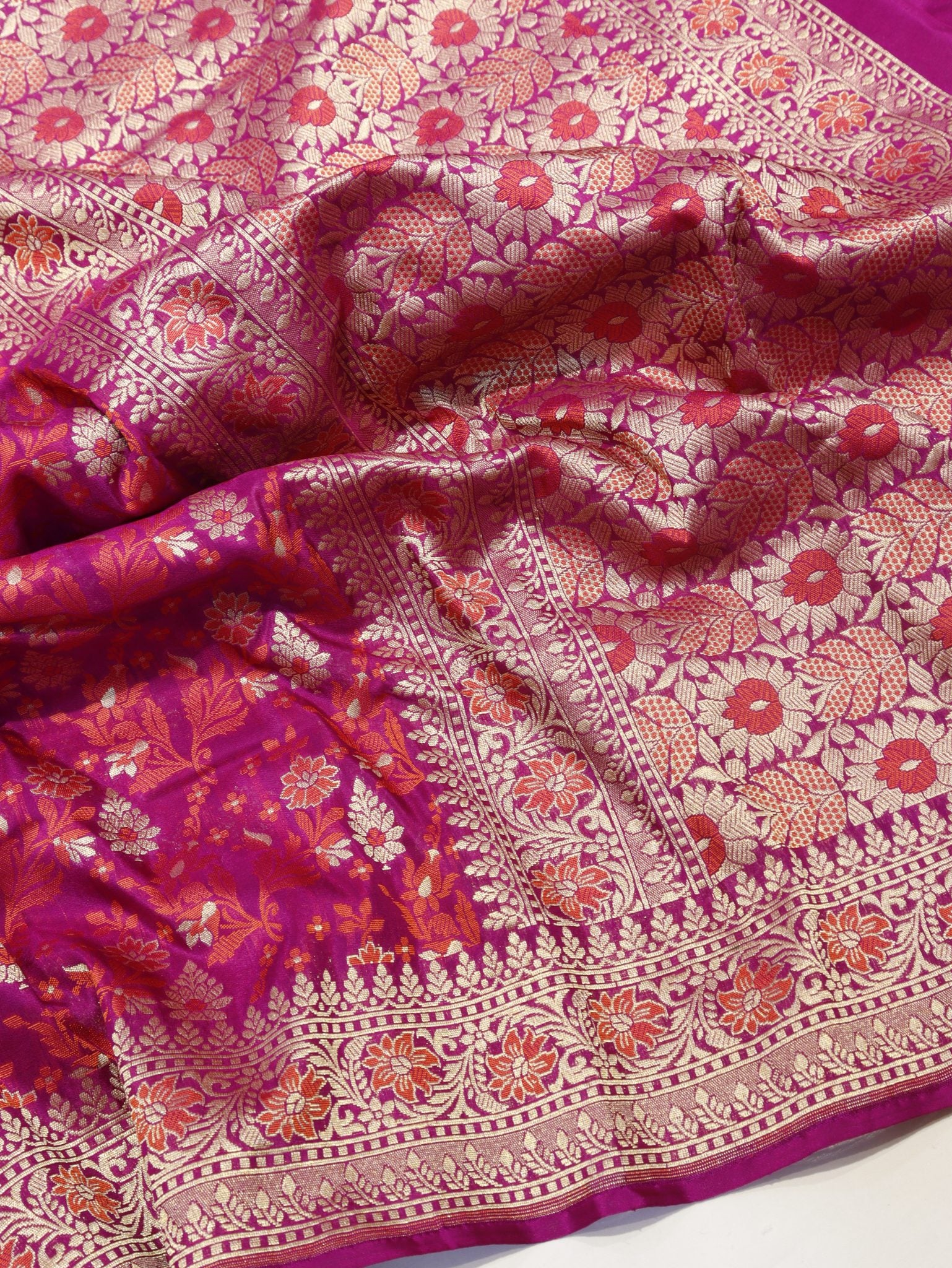 Magenta Pink Summer Silk Banarasi saree texture detail
