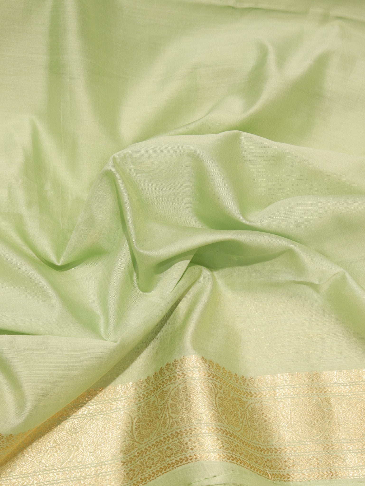 Green Linen Banarasi suit dupatta detail