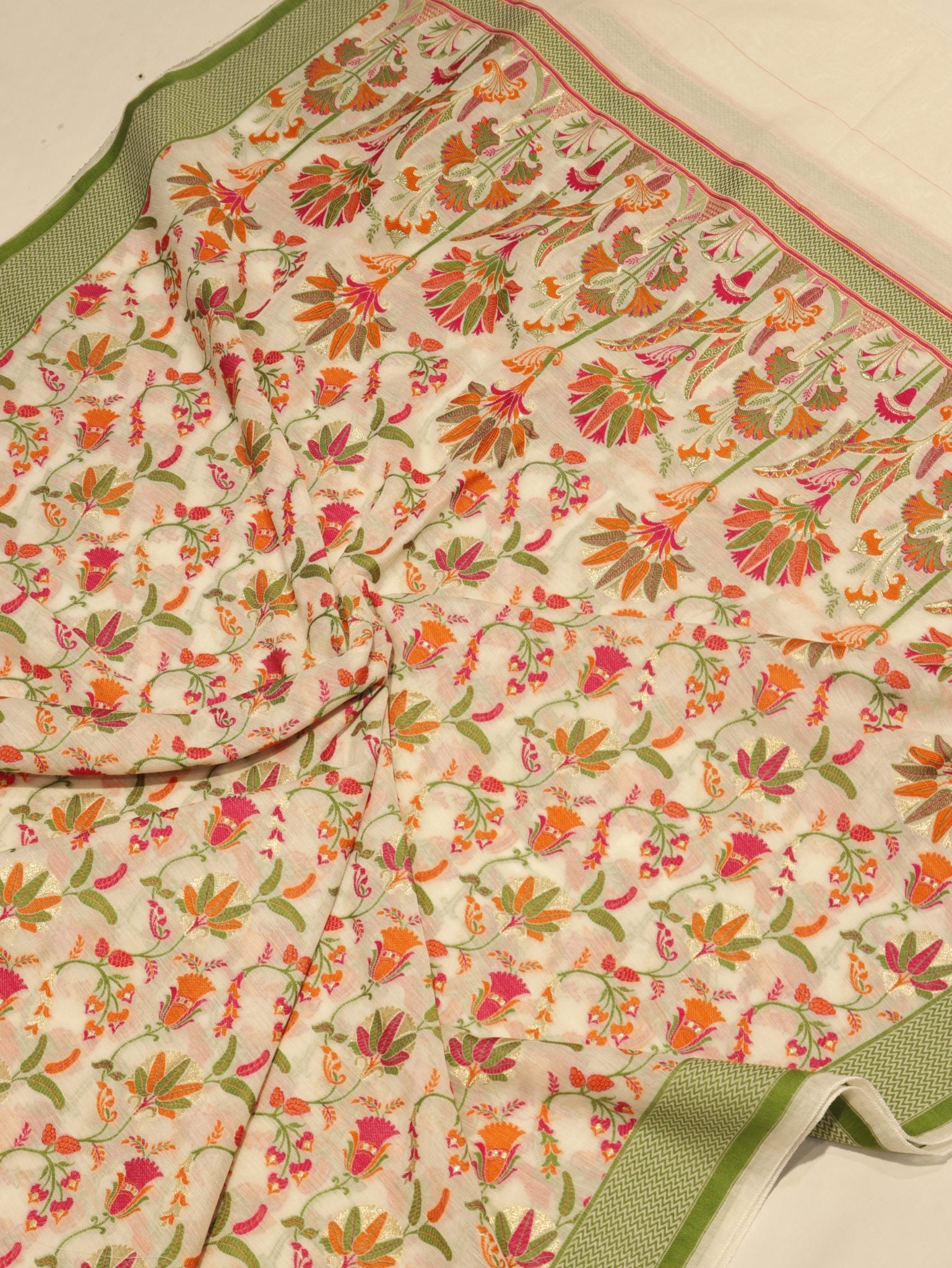 White Cotton Banarasi suit neckline detail