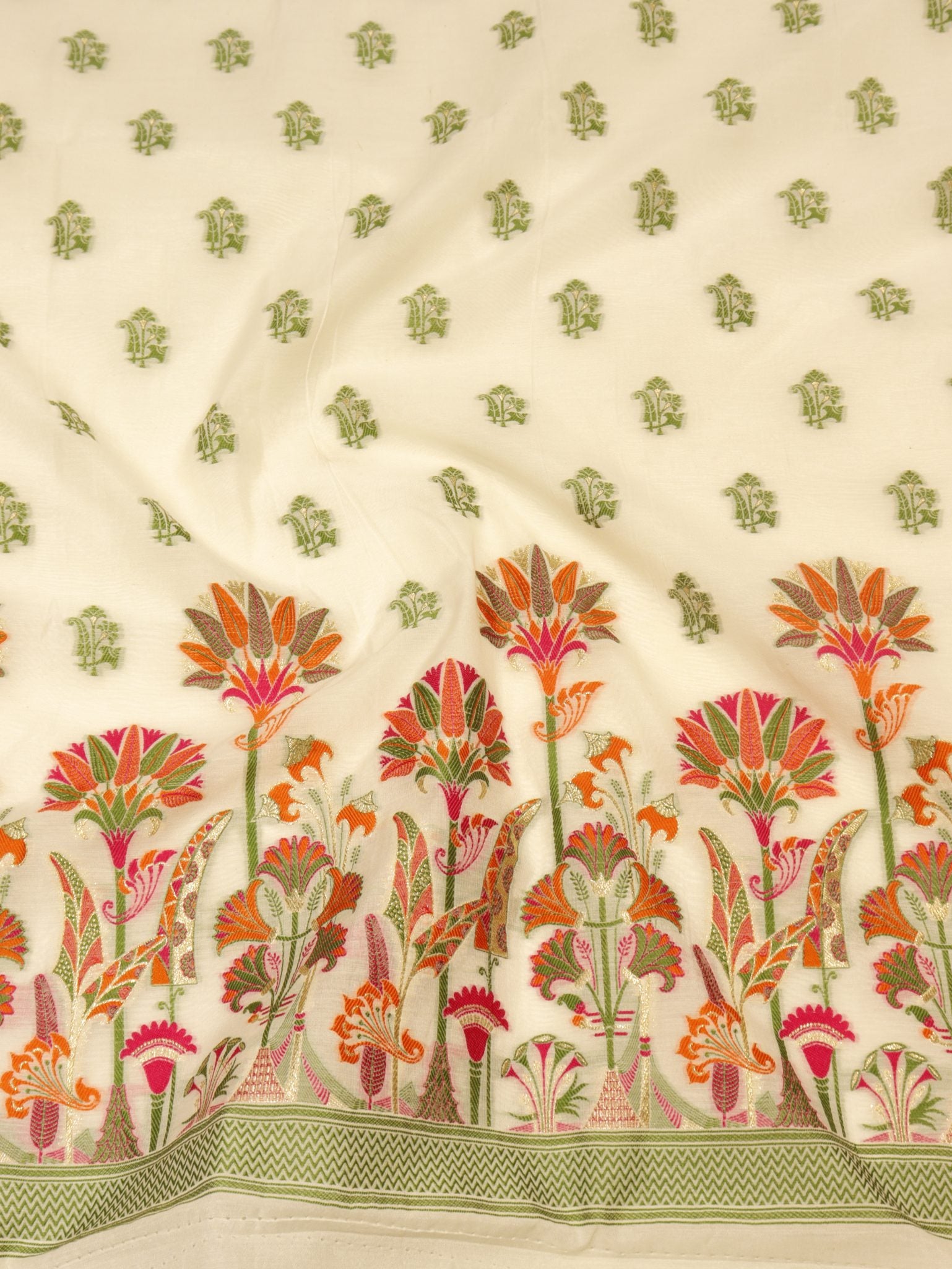 White Cotton Banarasi suit sleeve detail